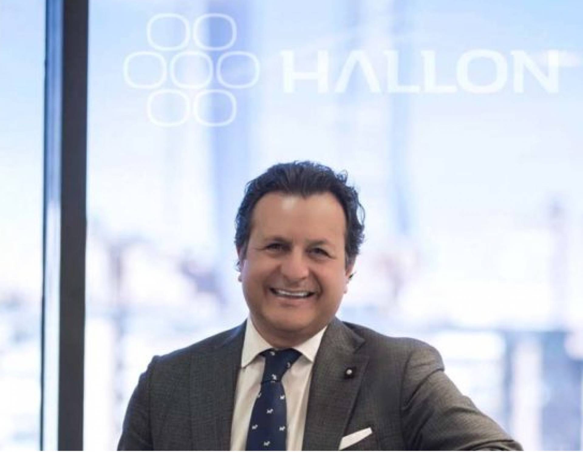 Las cinco razones por las que los clientes de Hallon usan la app de seguimiento de medios en su dispositivo móvil