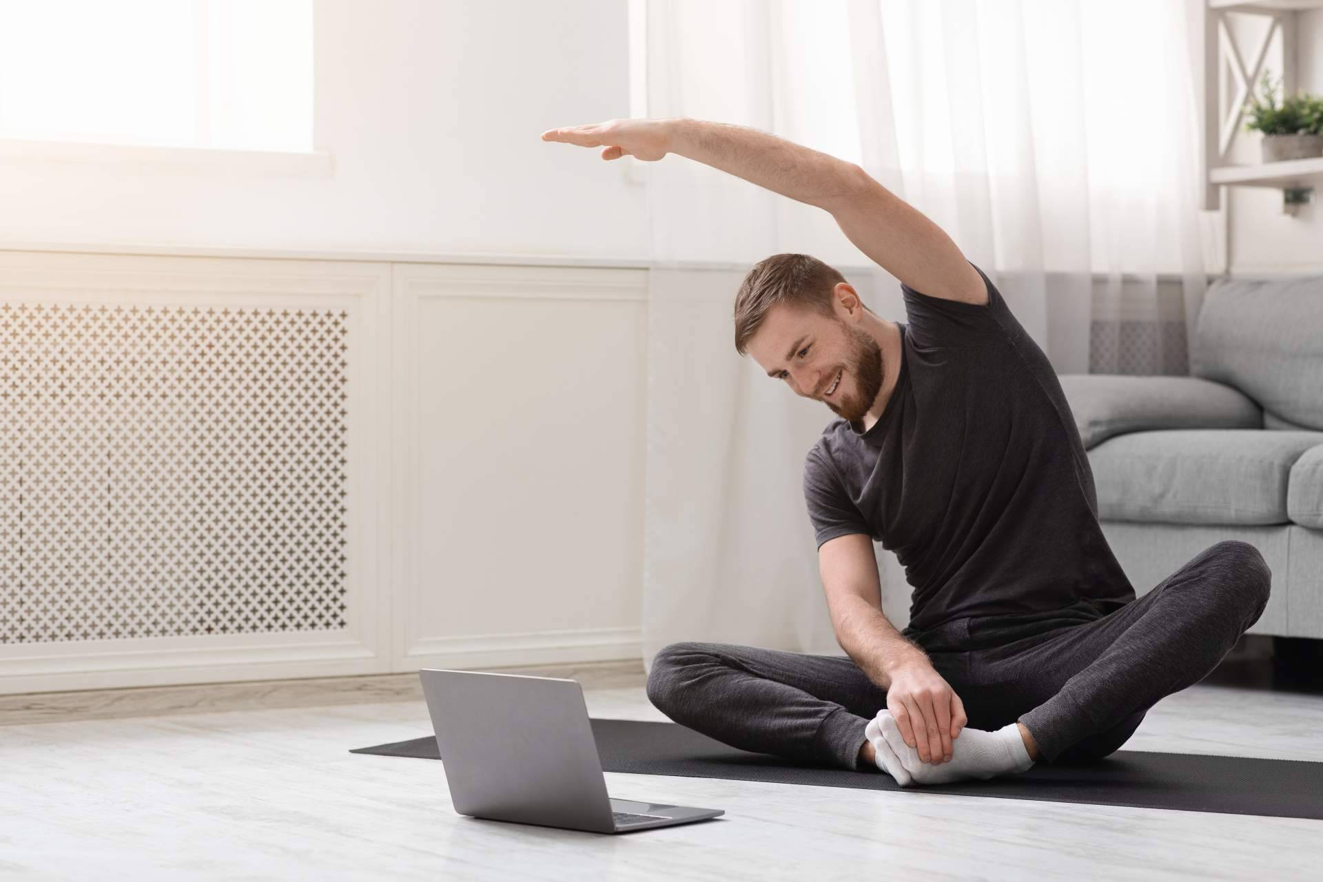 El centro de Yoga Kavaalya imparte cursos de yoga en Goa, India