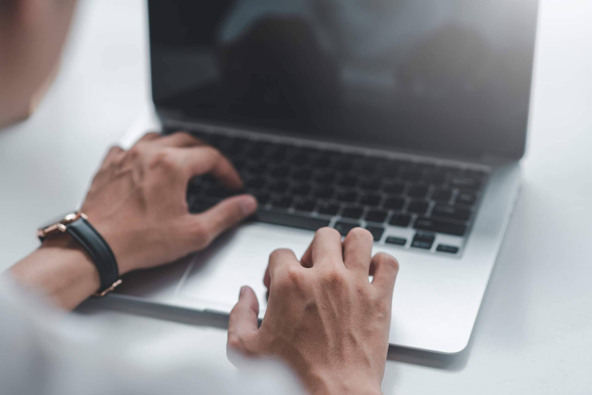 ¿Cómo funcionan los seguros de baja laboral en España?, por Thenowo