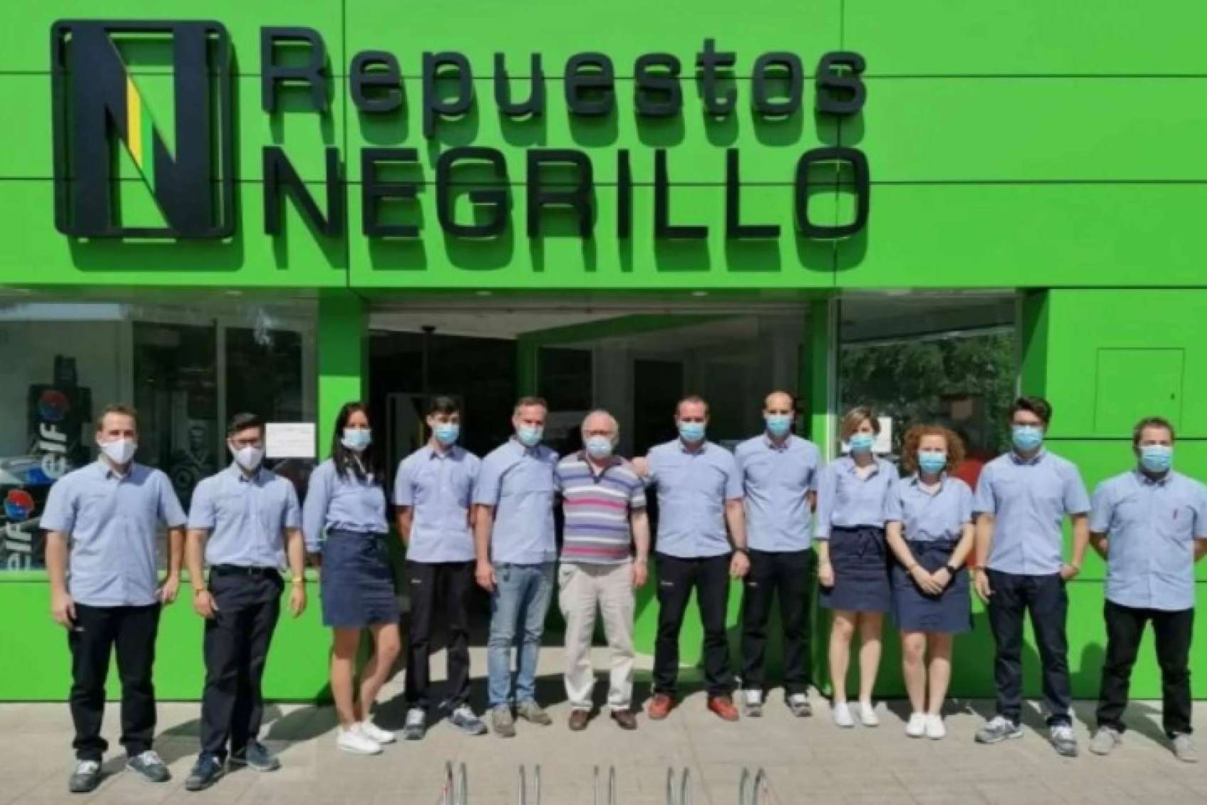 Negrillo.es, una de las mejores webs en Europa para equipar el coche con accesorios para el transporte de equipaje, bicicletas, esquís, enganches y muchos más componentes
