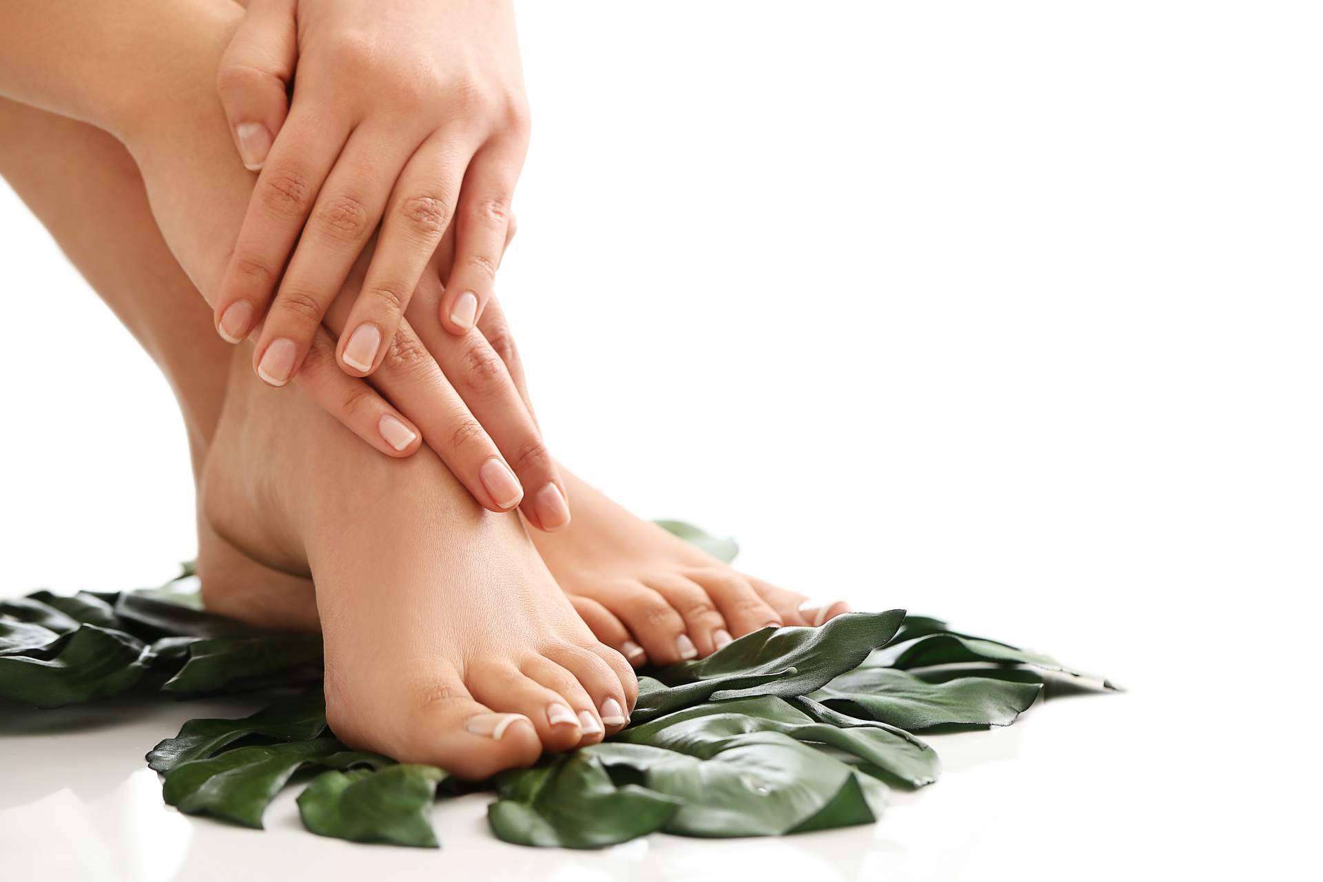 Usar productos profesionales para el cuidado de manos, pies y uñas es fundamental, por Upsala Cosmetic