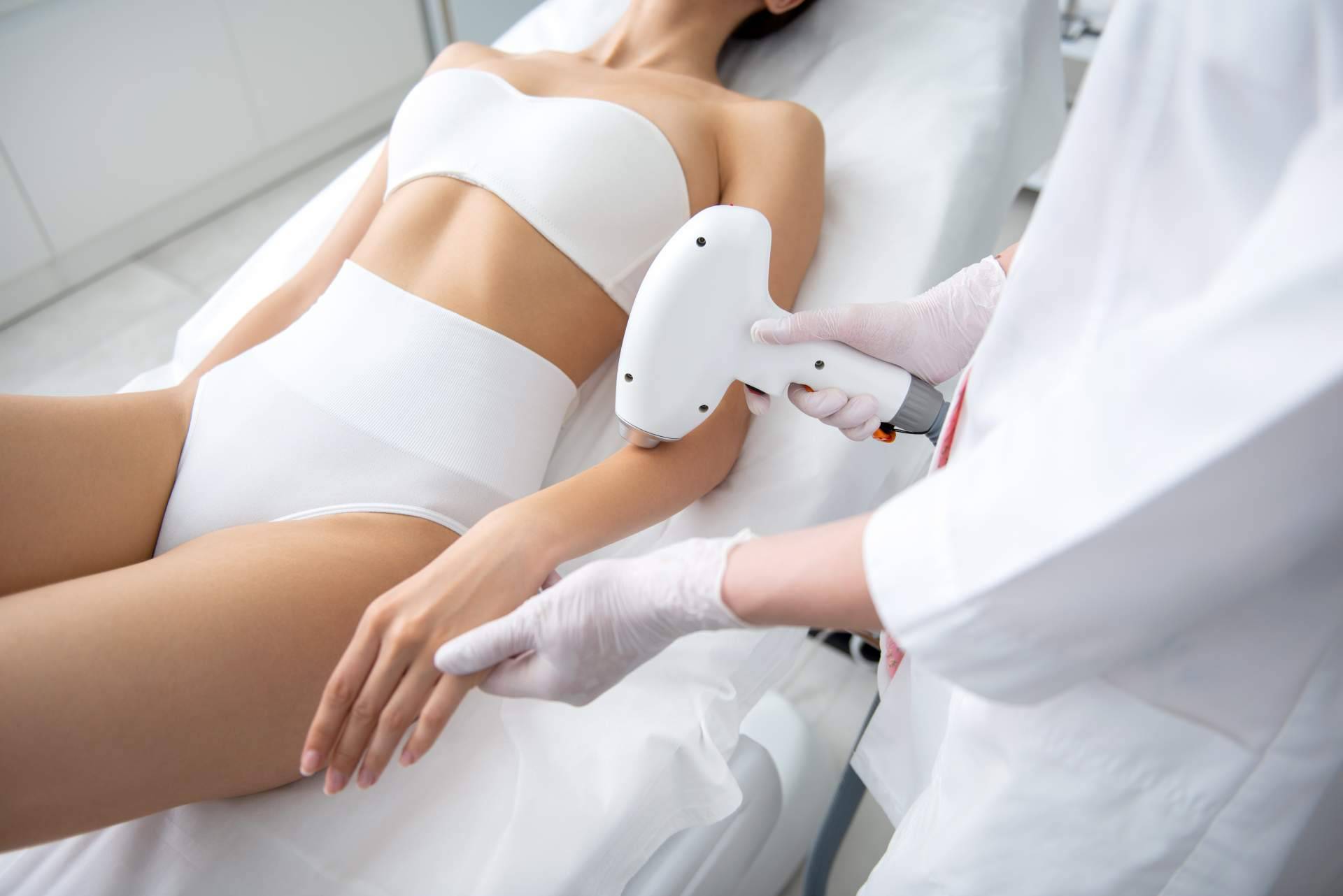 Abrir un centro de estética con los materiales de Comercial Estética