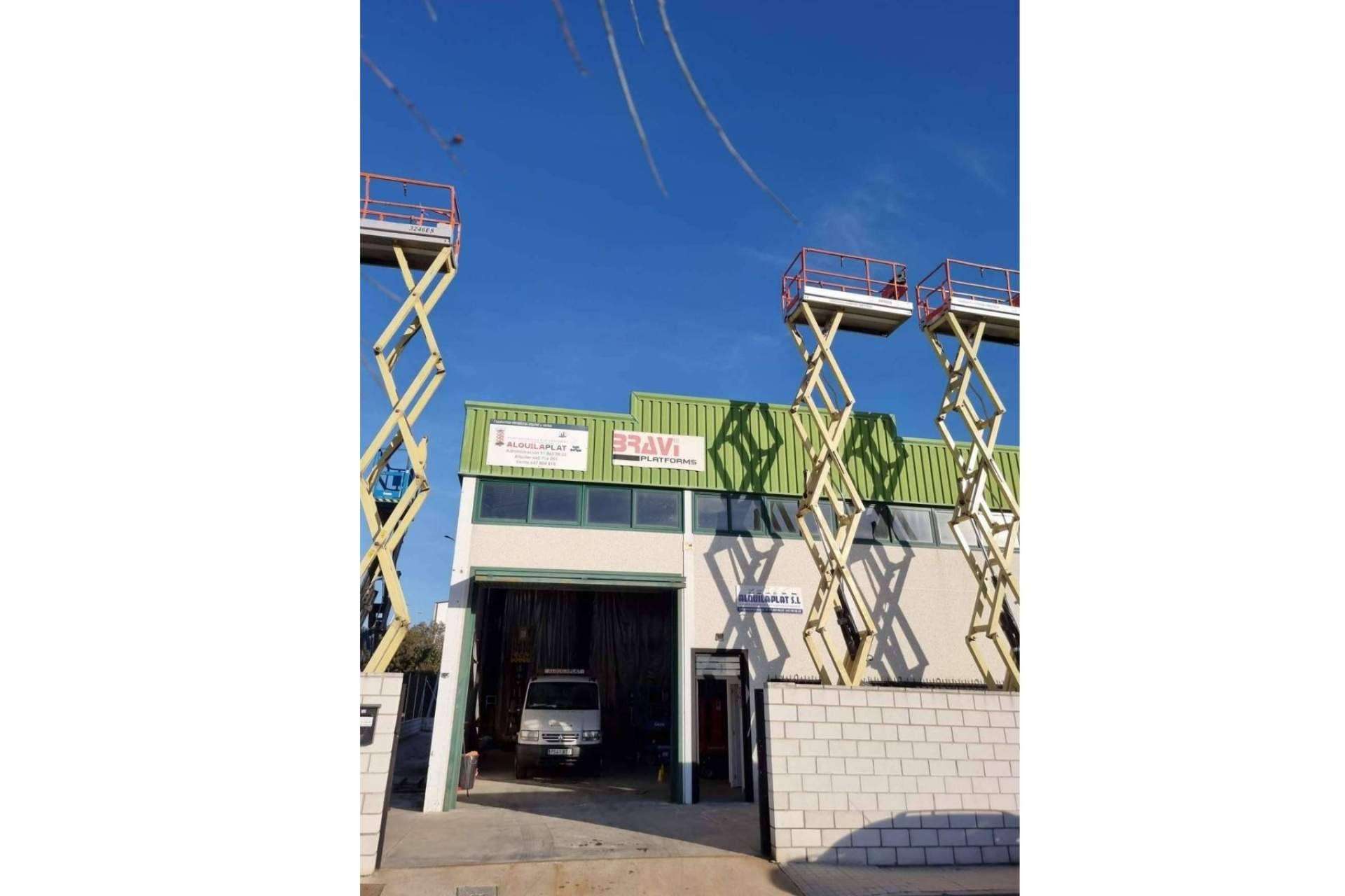 Plataformas elevadoras sobre camión en venta en ALQUILAPLAT