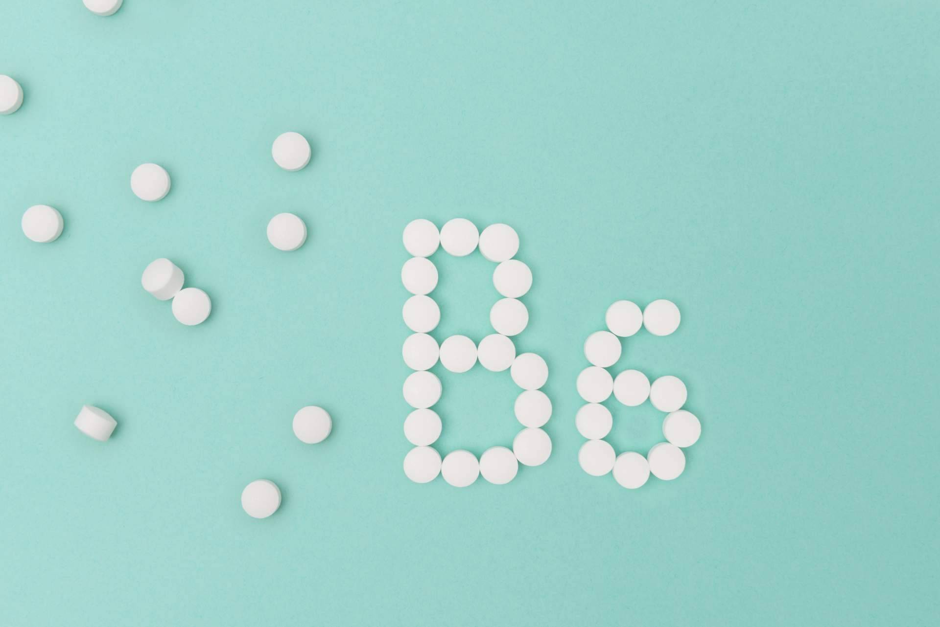 ¿Cómo es de importante la Vitamina B6 para la salud hormonal de la mujer?, por FemmeUp