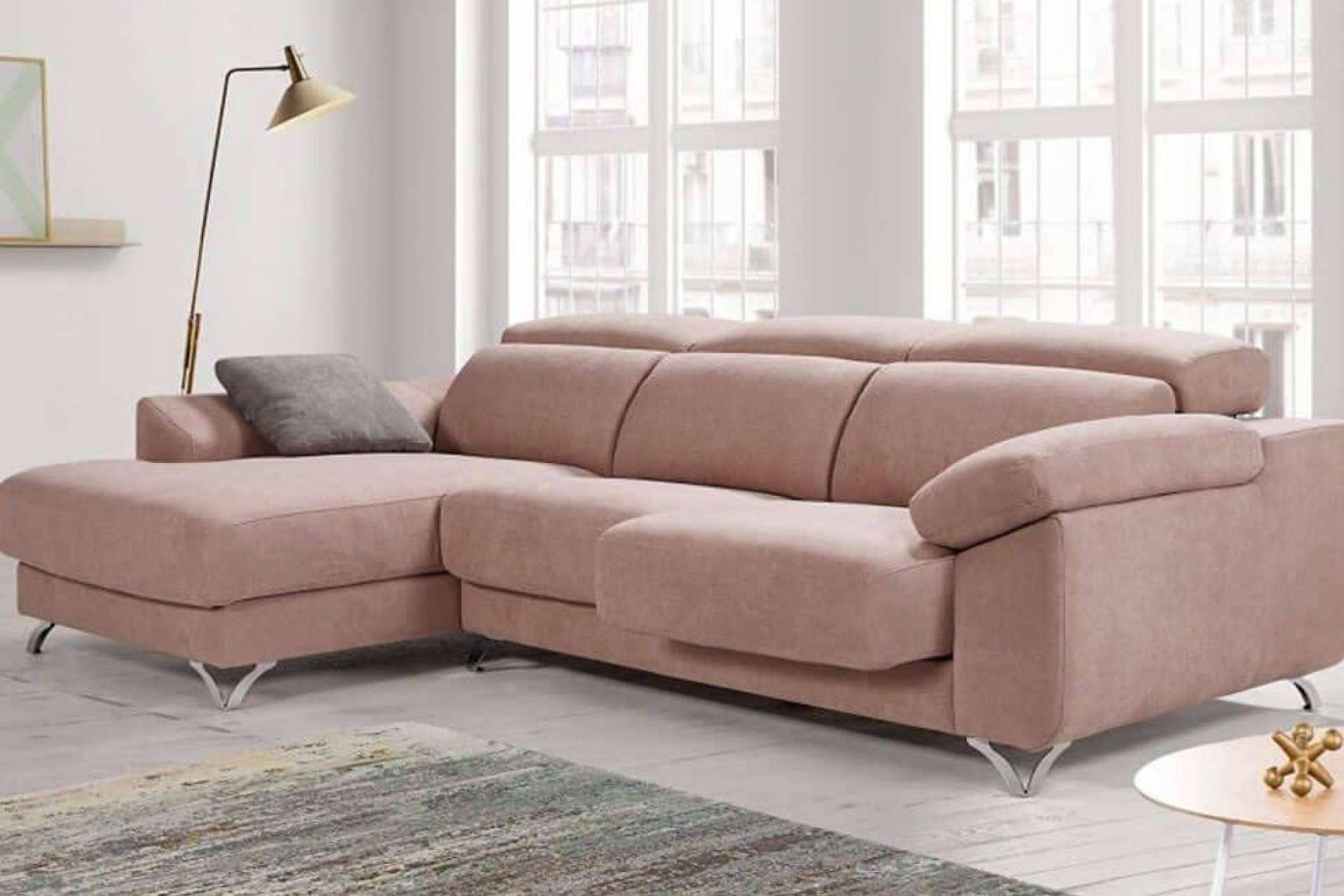 Home and Relax vende sofás con chaise longue para una mayor comodidad