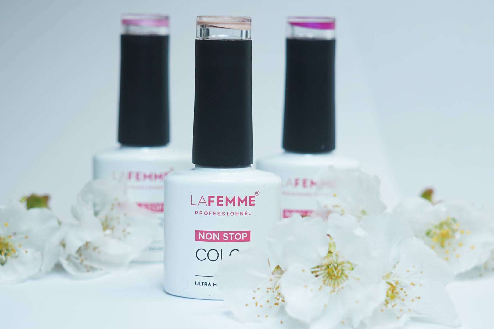 Esmalte semipermanente para manicura y pedicura de Upsala Cosmetic