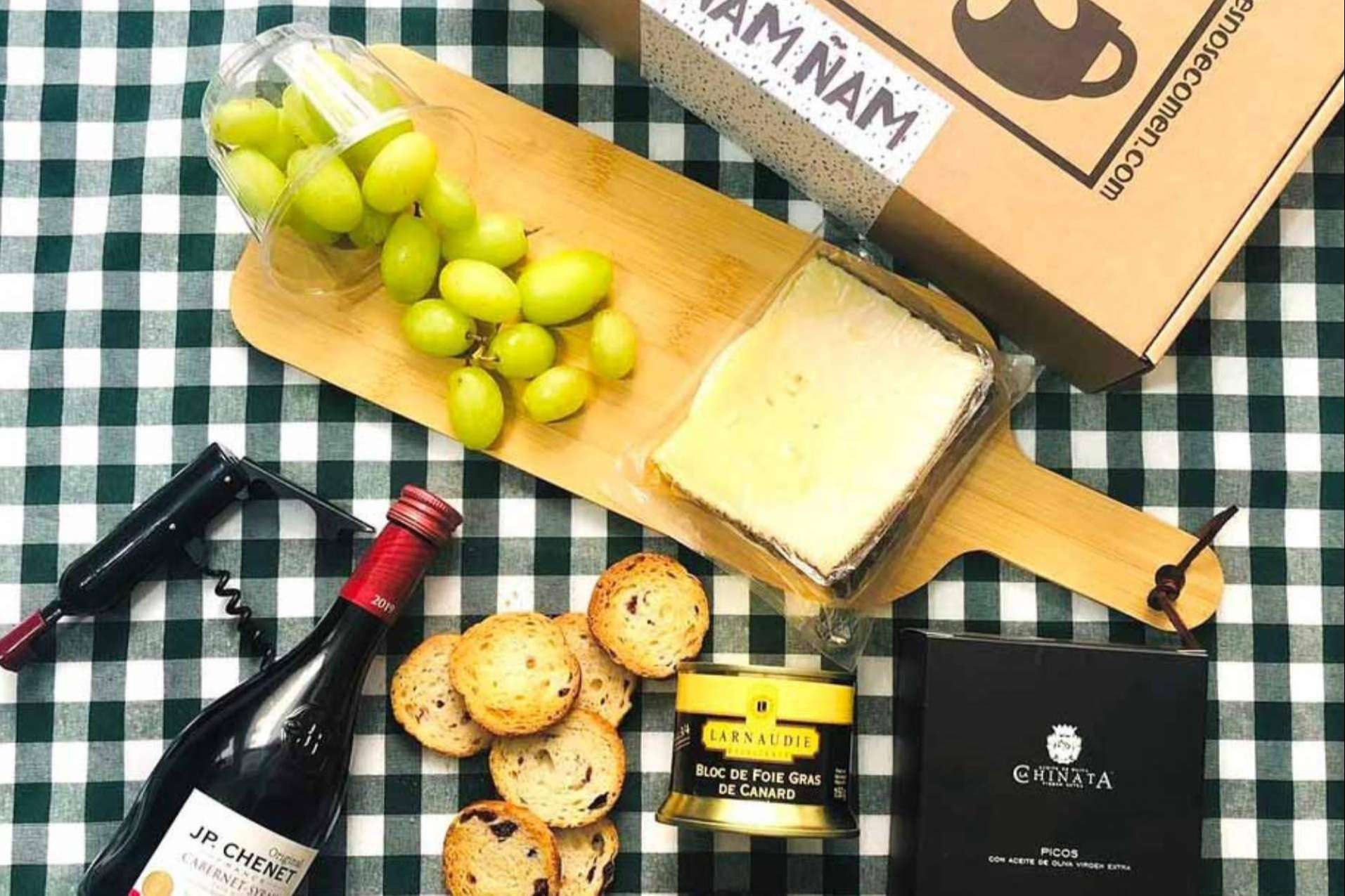 Kit de regalo gourmet de Las Flores No Se Comen es una excelente opción para sorprender