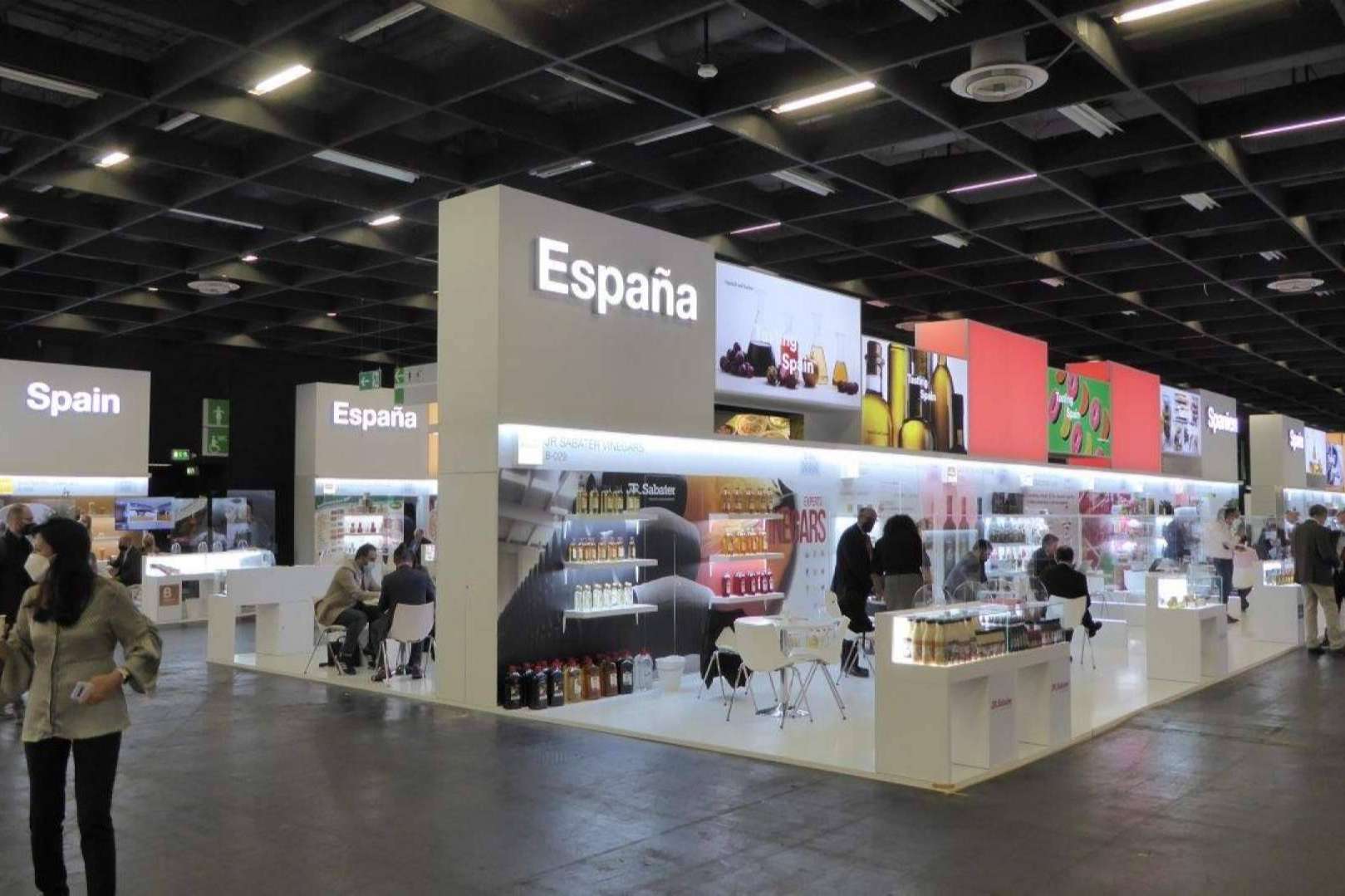 Standecor diseña stands de diseño de hasta 3000 m²