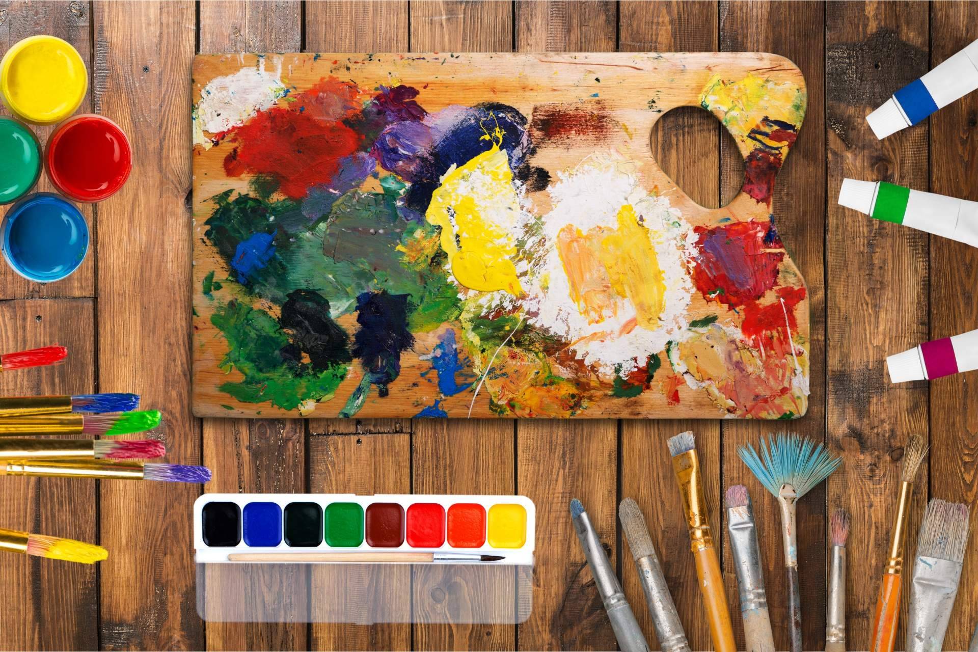 El Taller de la Salamandra permite regalar cursos y clases de dibujo y pintura