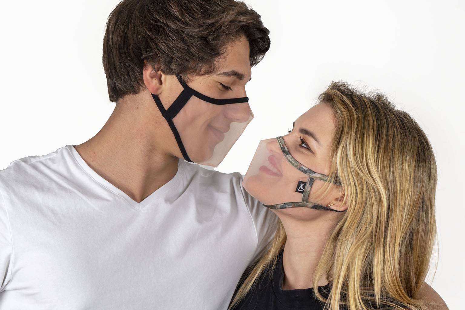 Las mascarillas siguen siendo el accesorio indispensable para protegerse contra las nuevas variantes del COVID-19