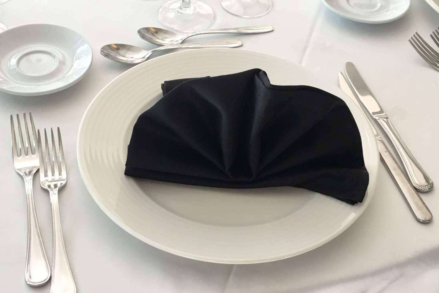 Elegir el mejor mantel para un restaurante gracias a SM Decoración