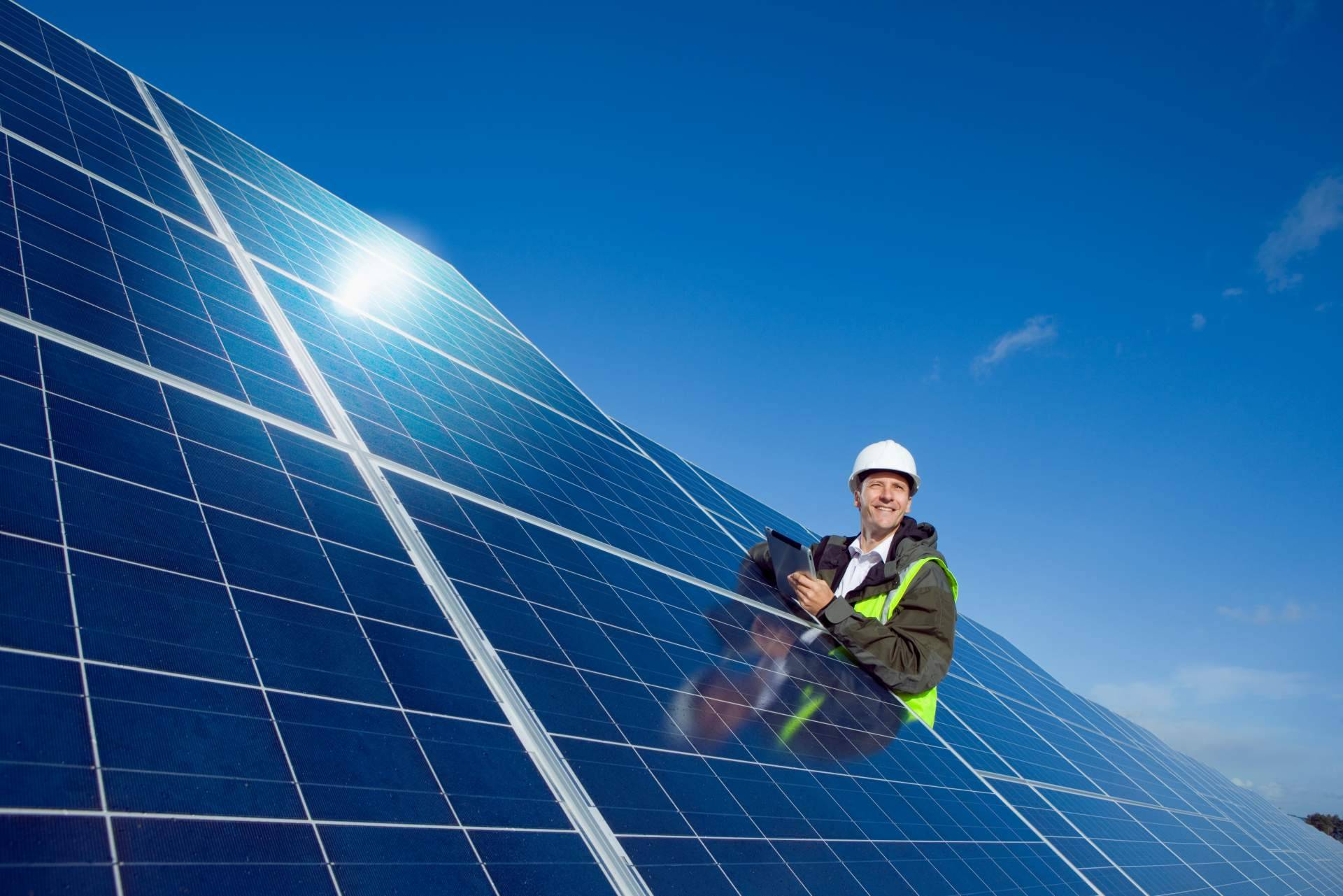 Ahorrar con placas solares en la factura de la luz es un hecho, el boom de las placas solares