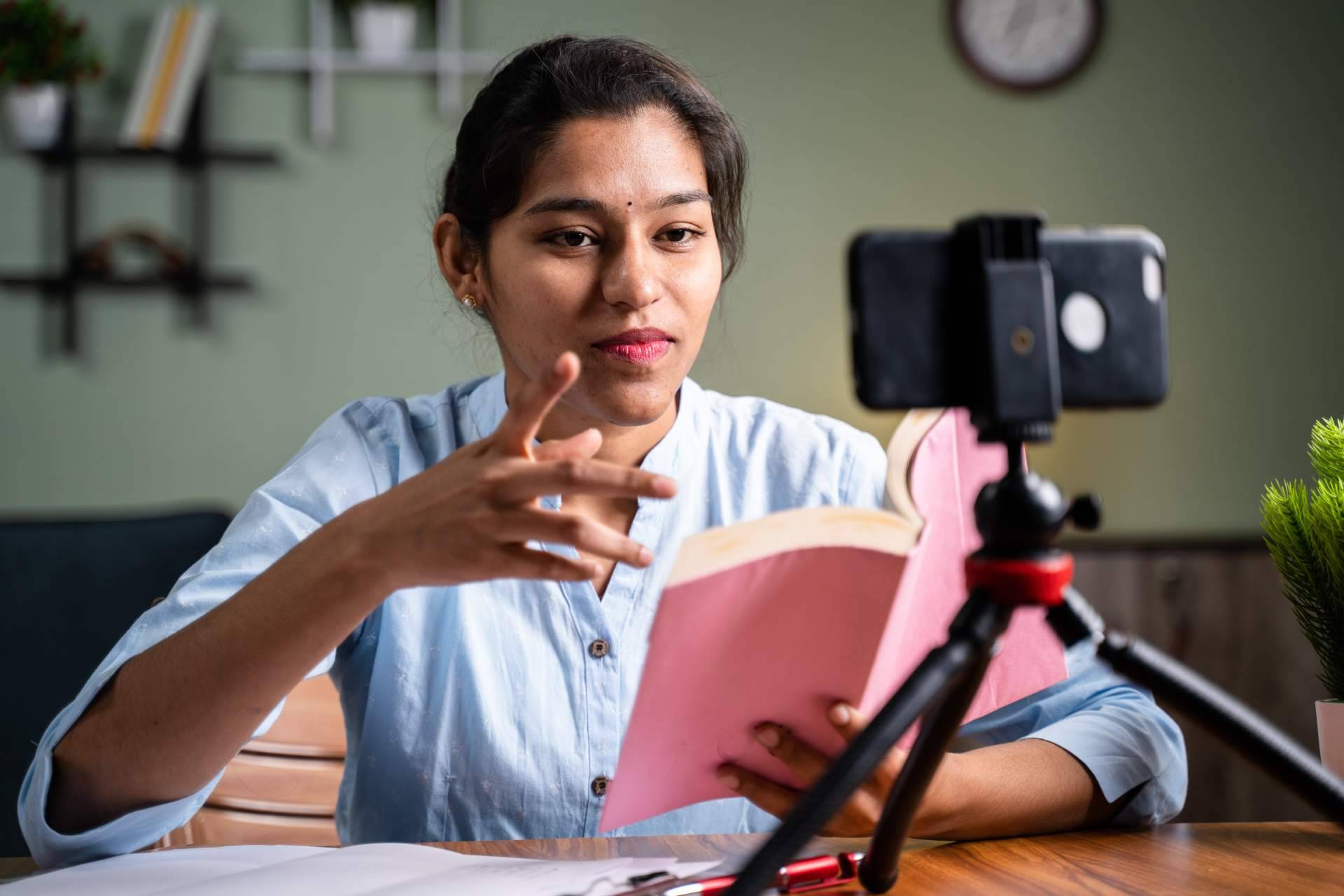 Clases mixtas en las academias, presenciales y videoconferencia