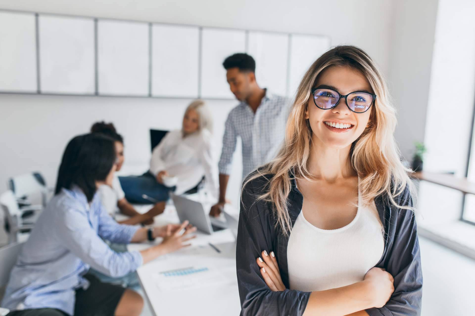 ¿Cuáles son los aspectos clave que hacen mejorar la productividad en una compañía?