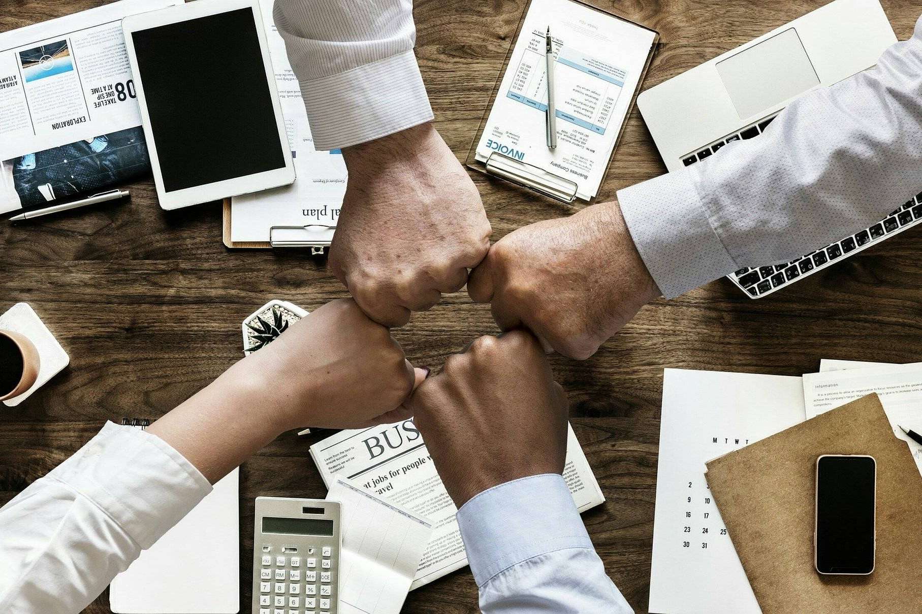 DE LA MANO Servicios Inmobiliarios es la inmobiliaria de Madrid que brinda servicios personalizados