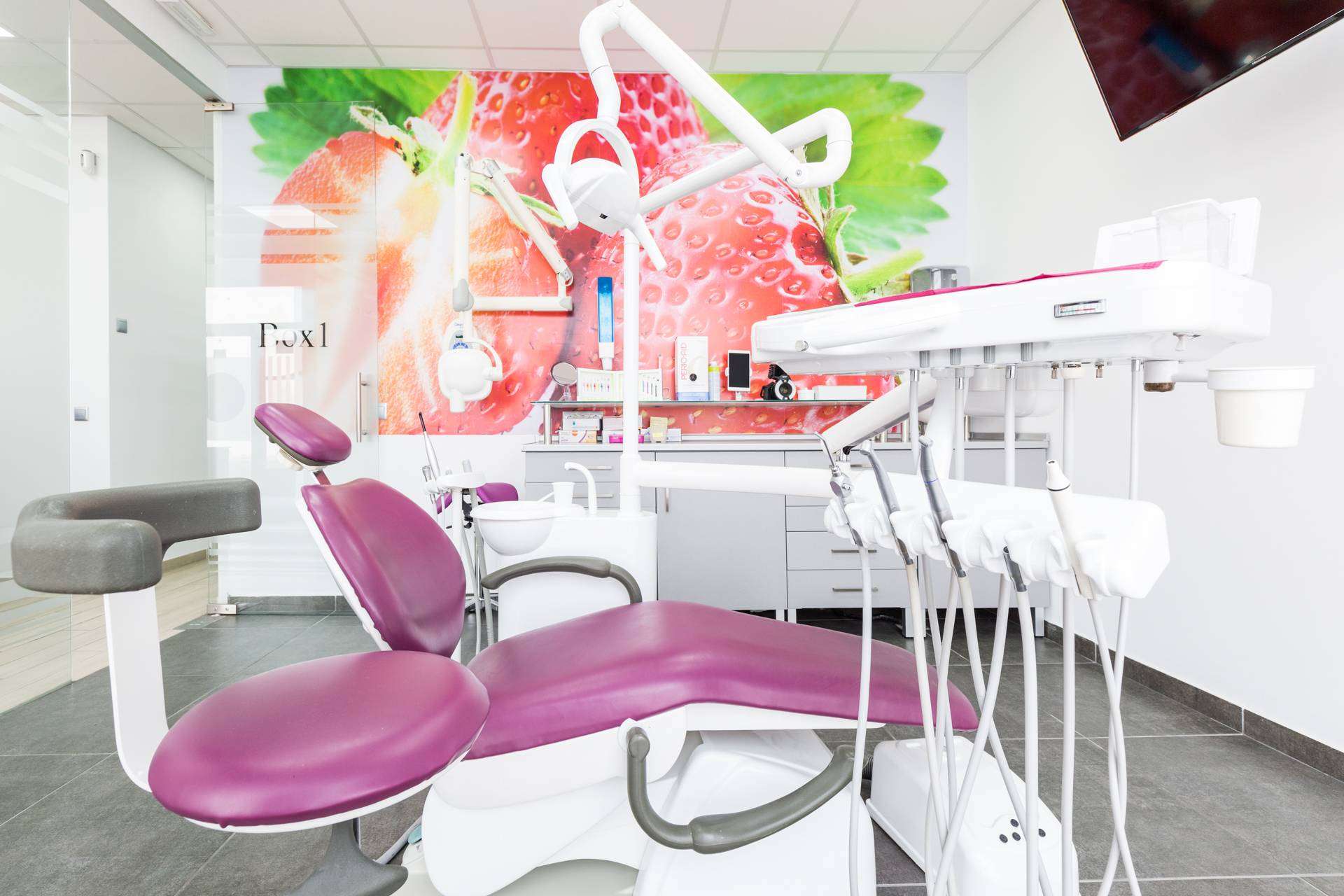 Tratamientos de odontología sin dolor en Dental Implantologie