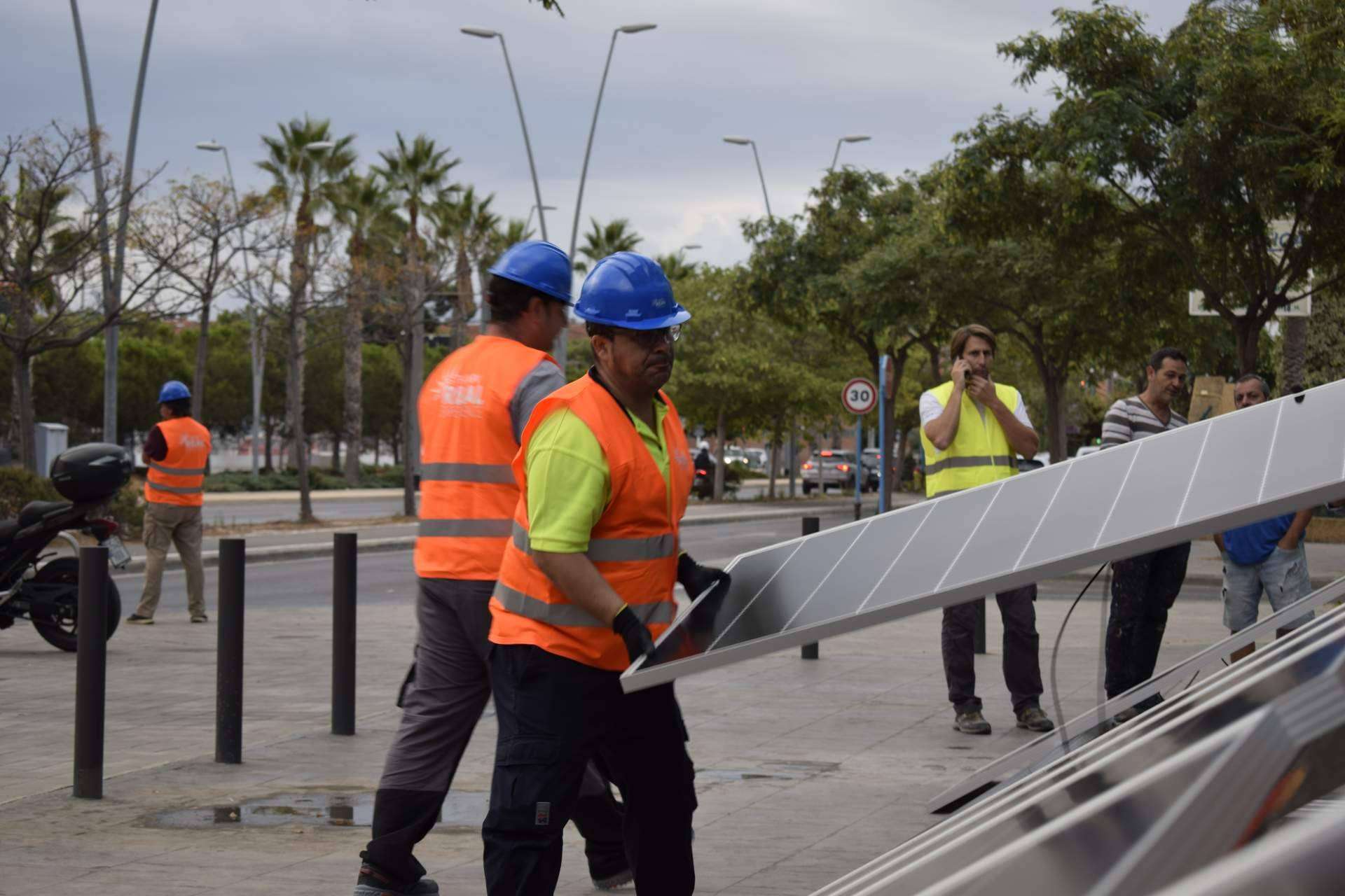 La formación fotovoltaica se presenta como una salida laboral y una posibilidad de negocio rentable