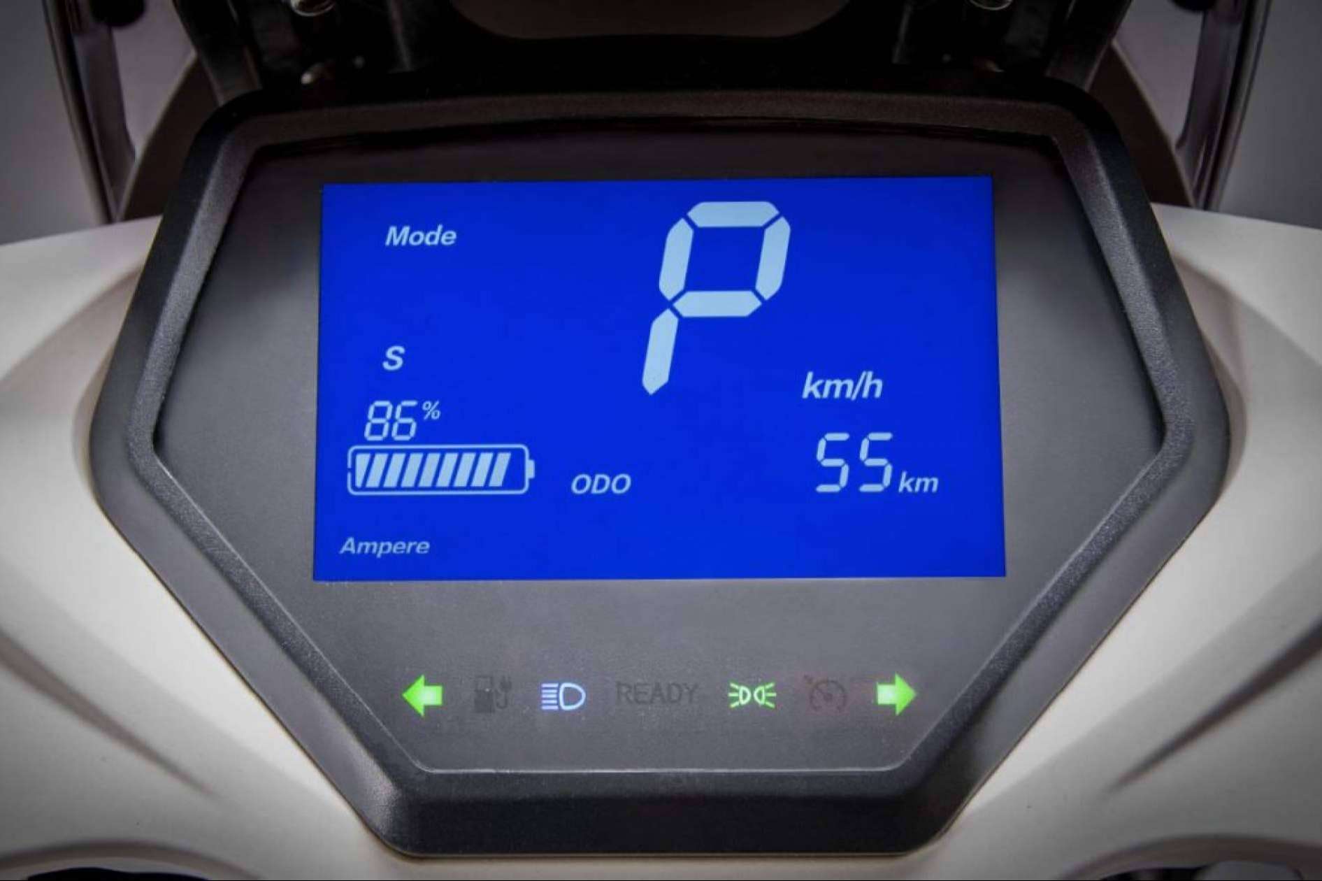 Características de Lifan E4 1200W doble batería