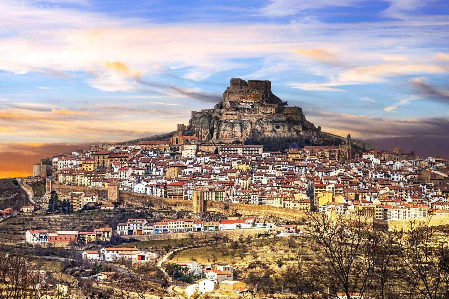 Las principales características del castillo de Morella según el portal web Castellón Virtual