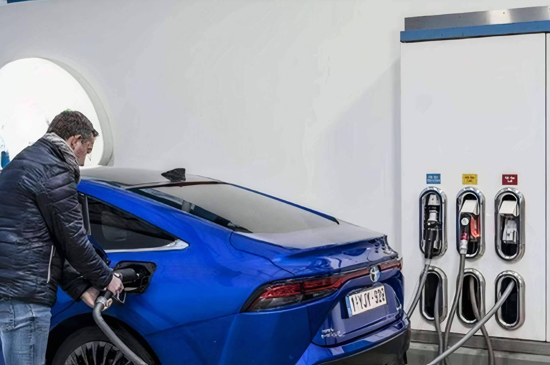La alternativa económica y ecológica de combustible en España, hidrógeno verde, según LR Autogas