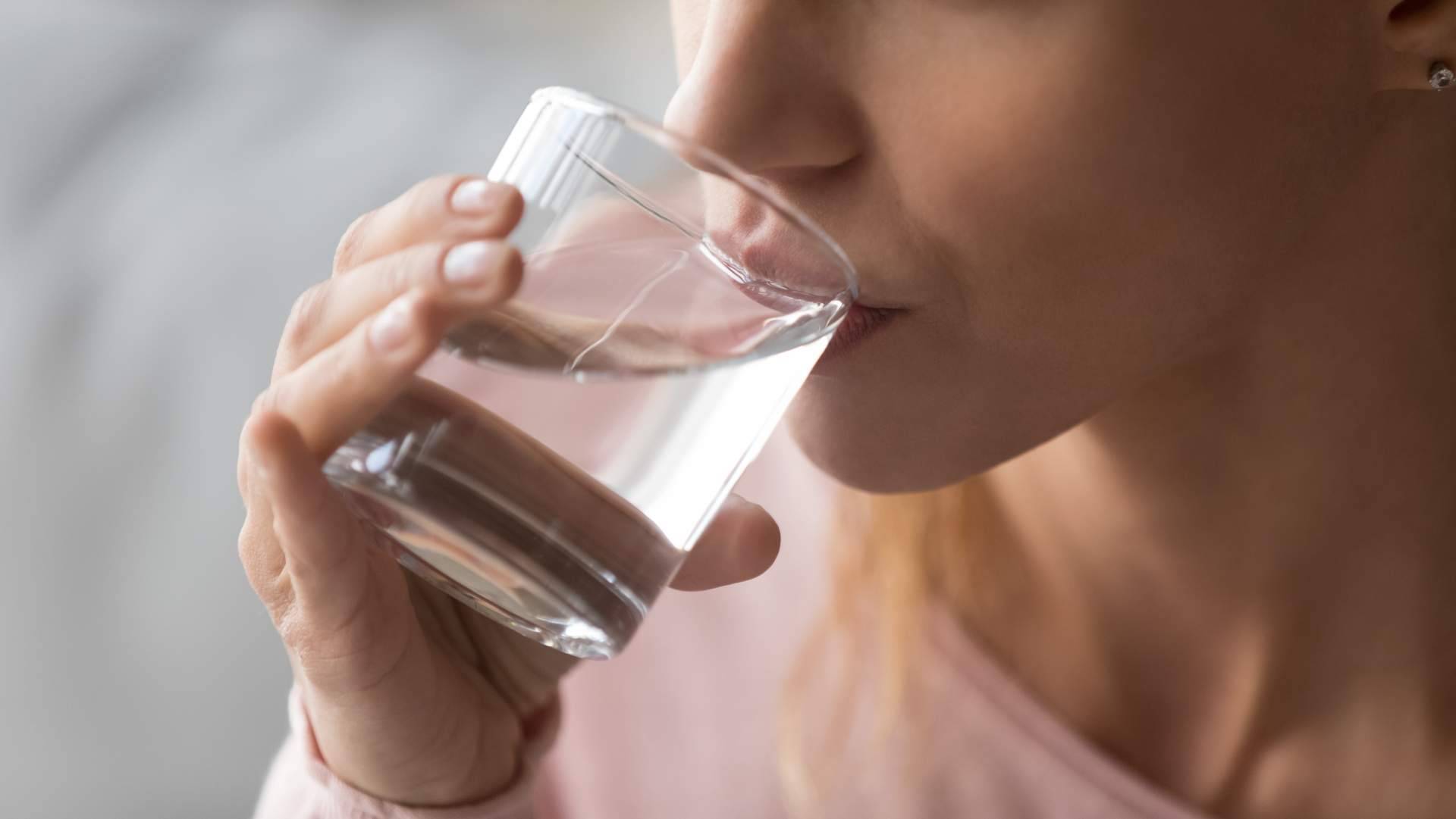 Beber agua del grifo es posible instalando un sistema de filtrado de Filtros Americanos