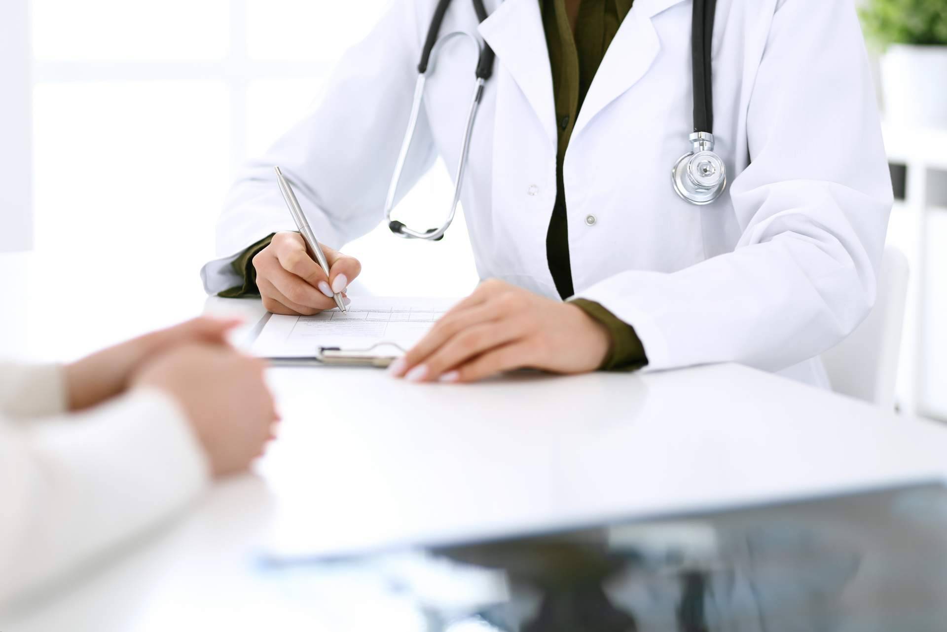 El servicio de renovar diversas licencias que ofrece Centro Médico Sabadell (Emedical)