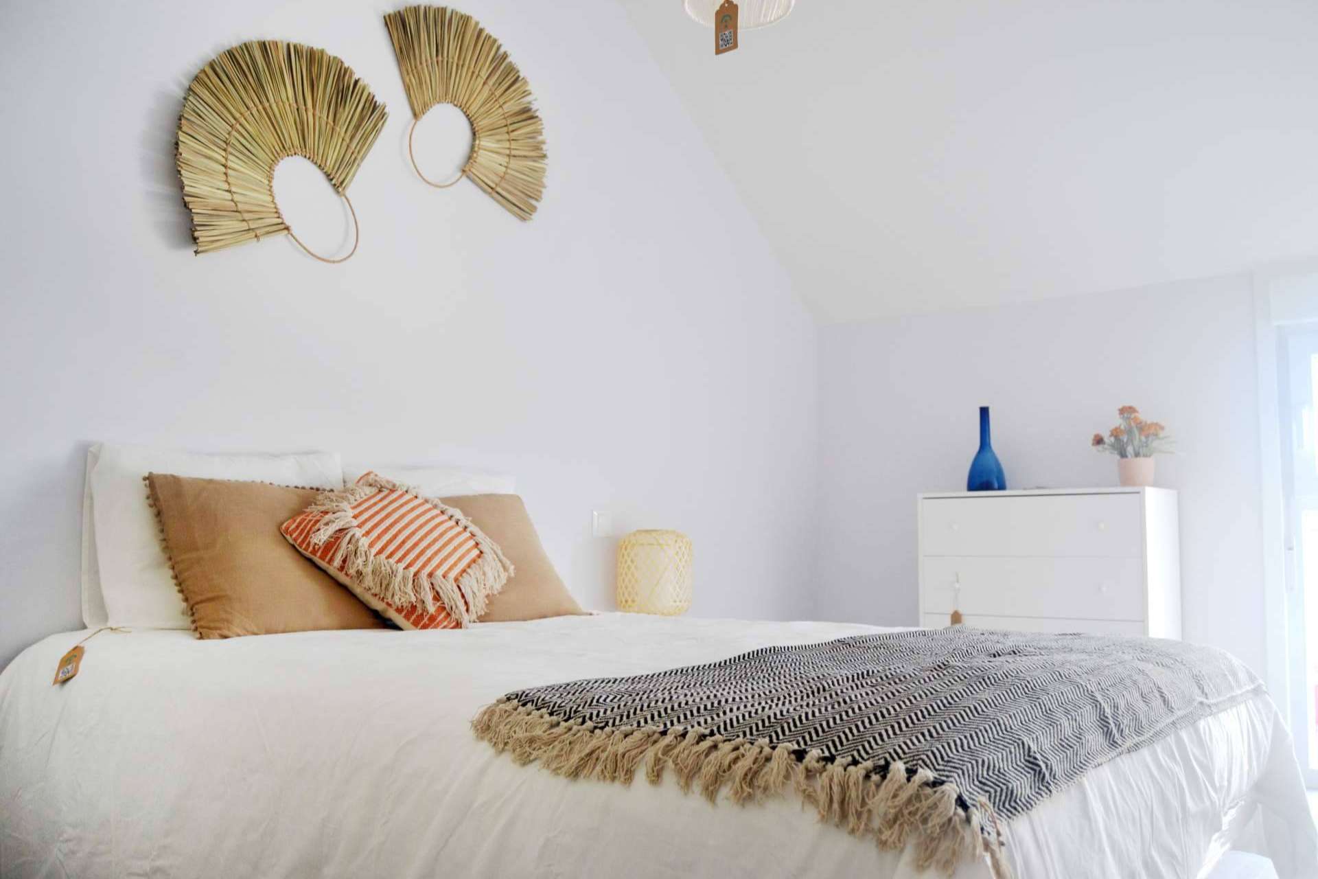 Encontrar muebles de calidad para decorar el dormitorio es posible en el espacio Buychester