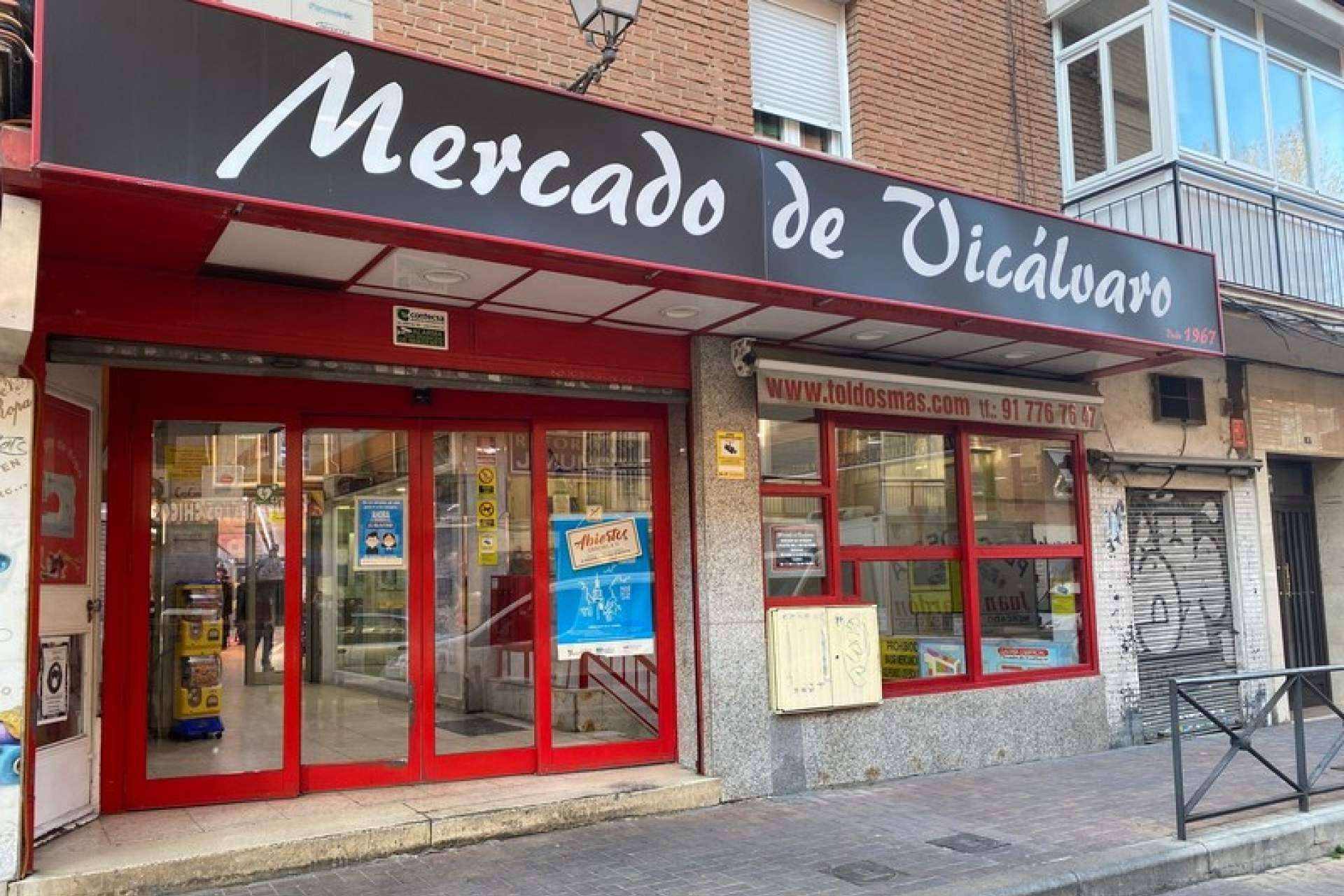 La alternativa del mercado de Vicálvaro para fomentar el consumo de proximidad llega de la mano de Los Frescos del Barrio