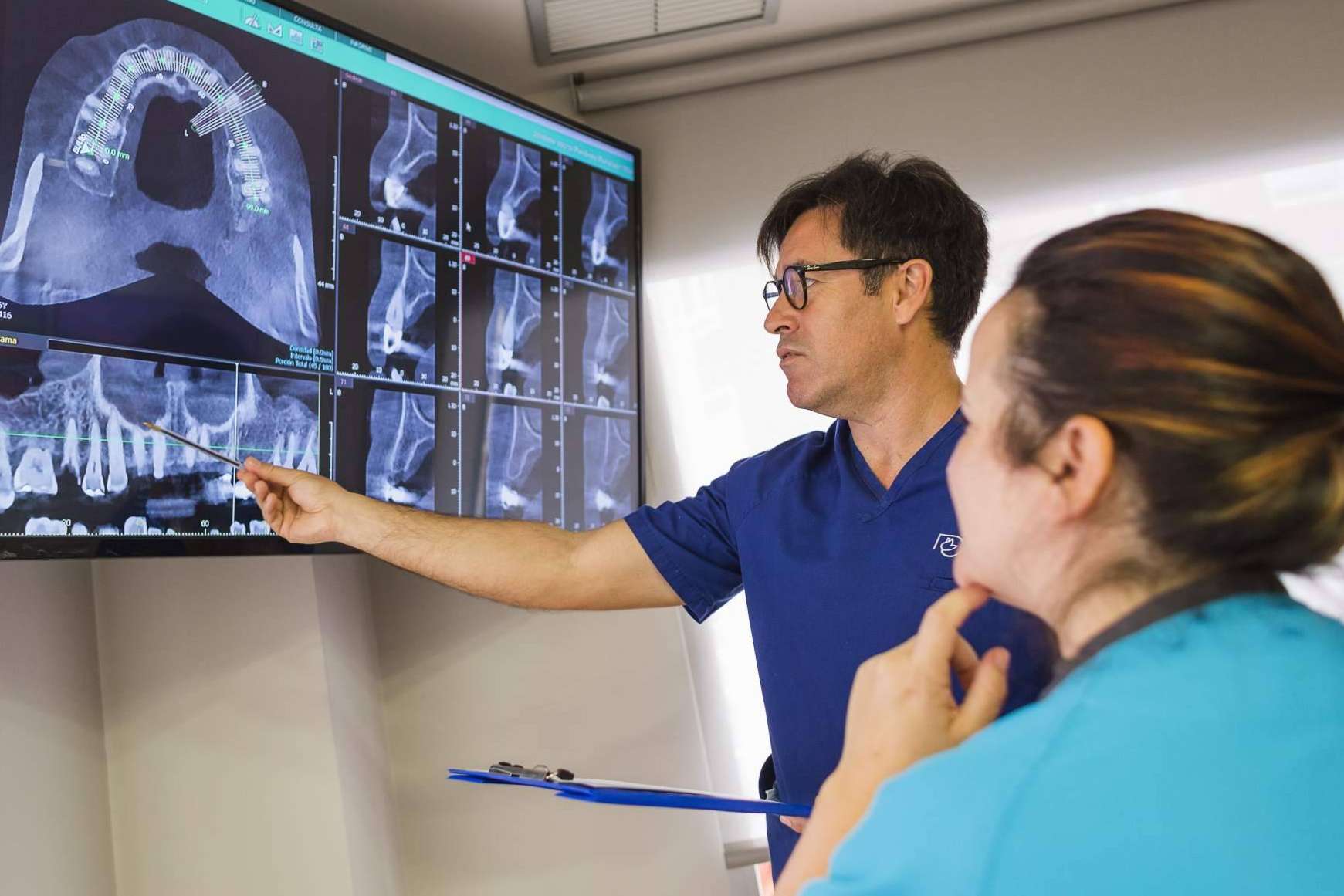 Todo tipo de tratamientos odontológicos para cualquier necesidad en Dental Roca