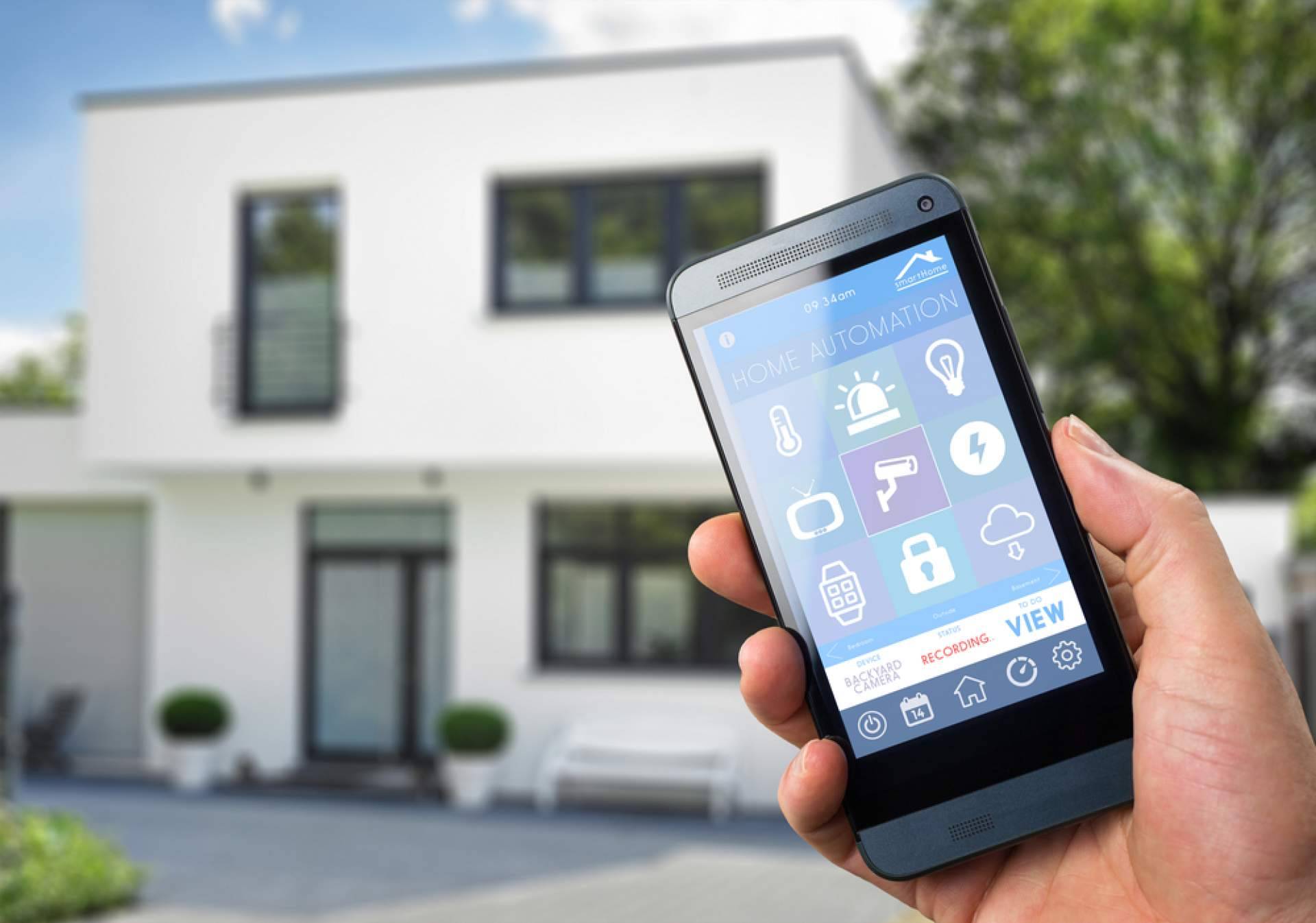 ¿Cuáles son las ventajas de convertir un hogar en una smart home? IKOSAS