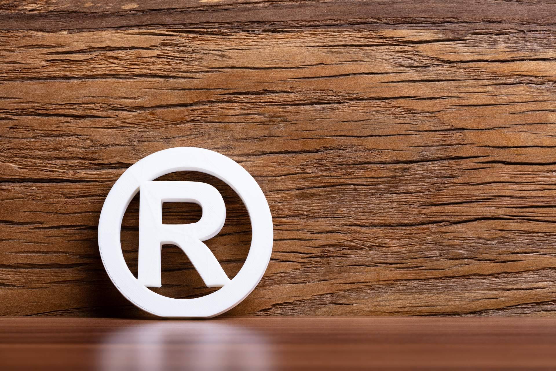 ¿Registrar un nombre comercial o una marca?, por iMarcas