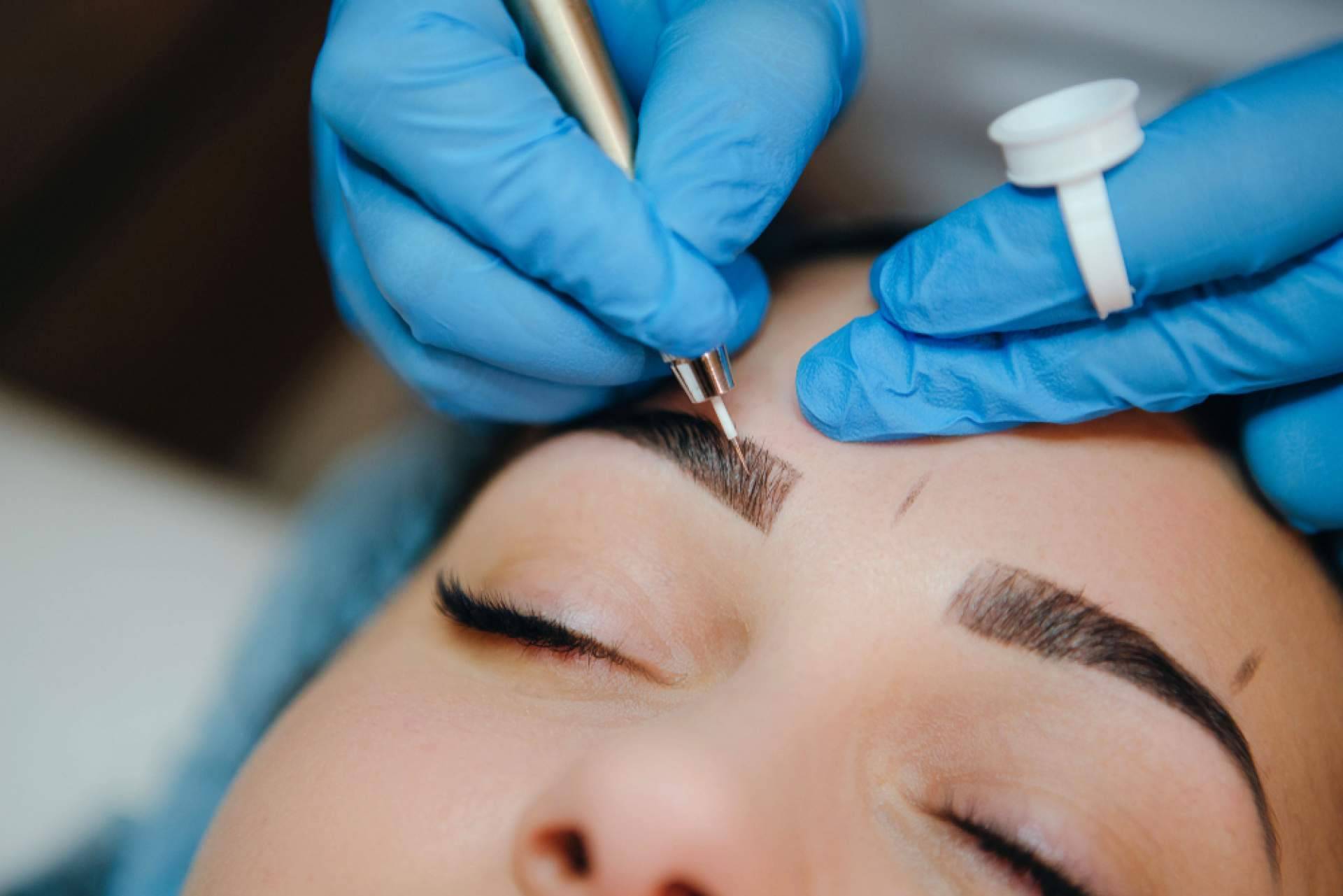 Información sobre el microblading y la micropigmentación de cejas, por Policlínica ICD