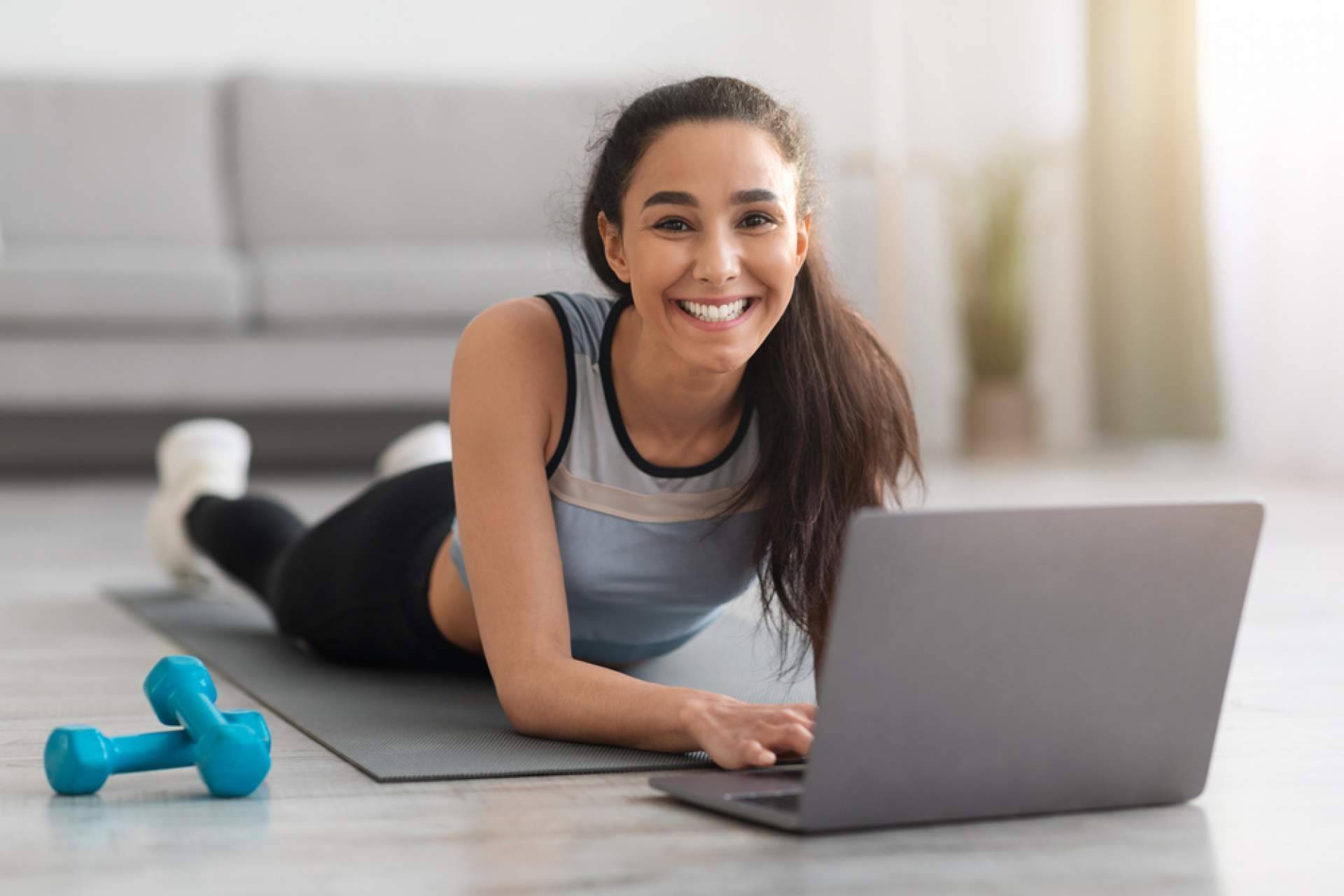 Bailar en casa, la actividad ideal para ponerse en forma antes del verano