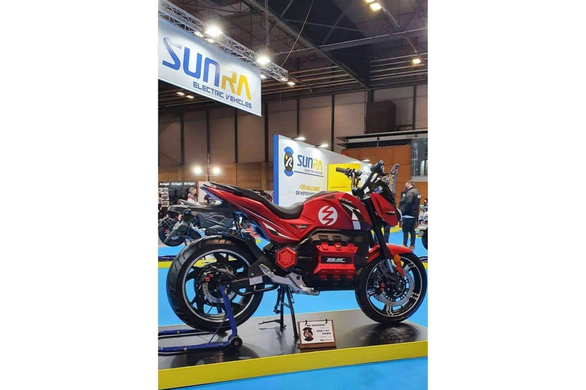 Una de las marcas líderes en movilidad eléctrica y arrasa en la celebración de Vive la Moto, SUNRA