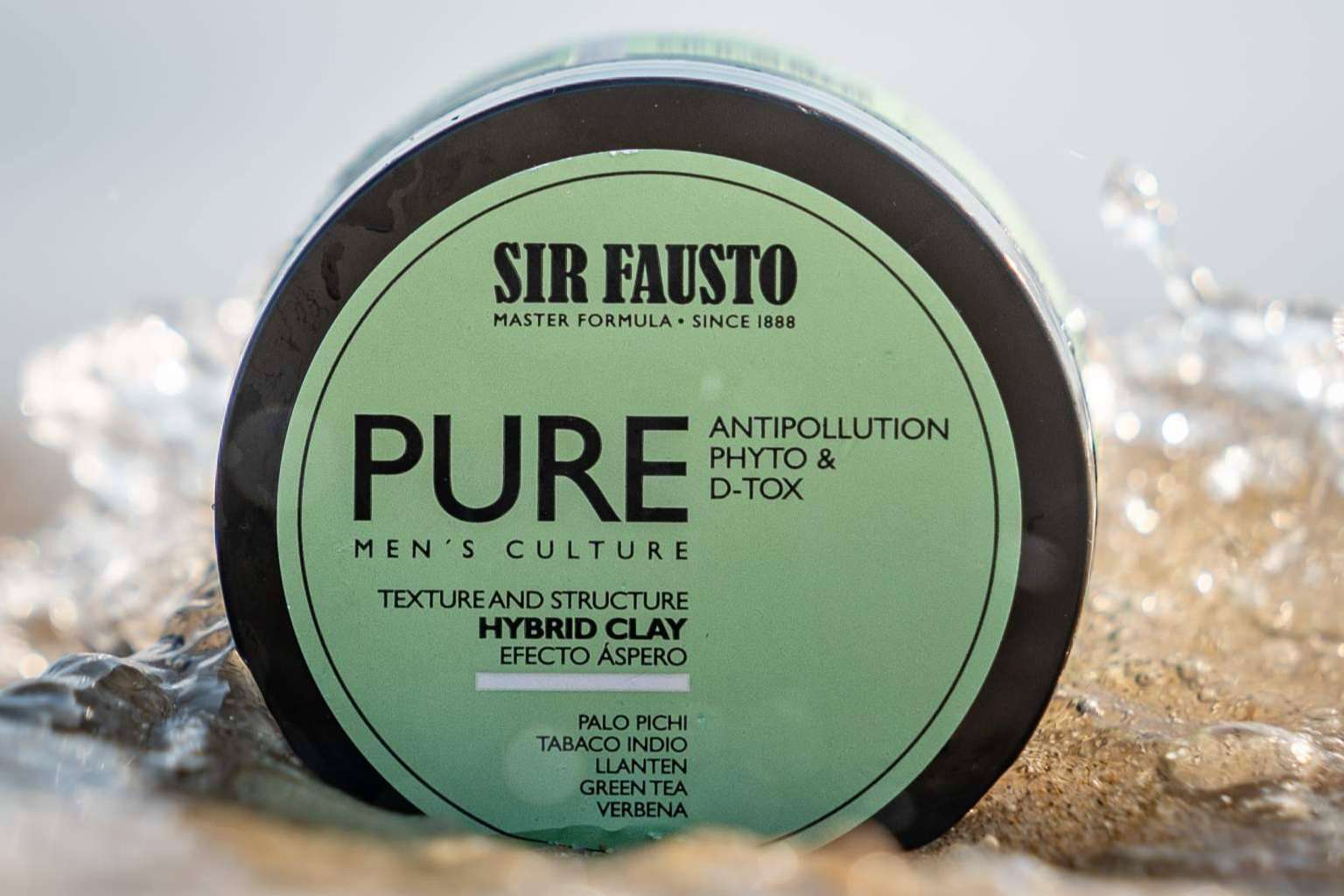 Sir Fausto ofrece, para todo tipo de cabellos, productos de peinado masculino