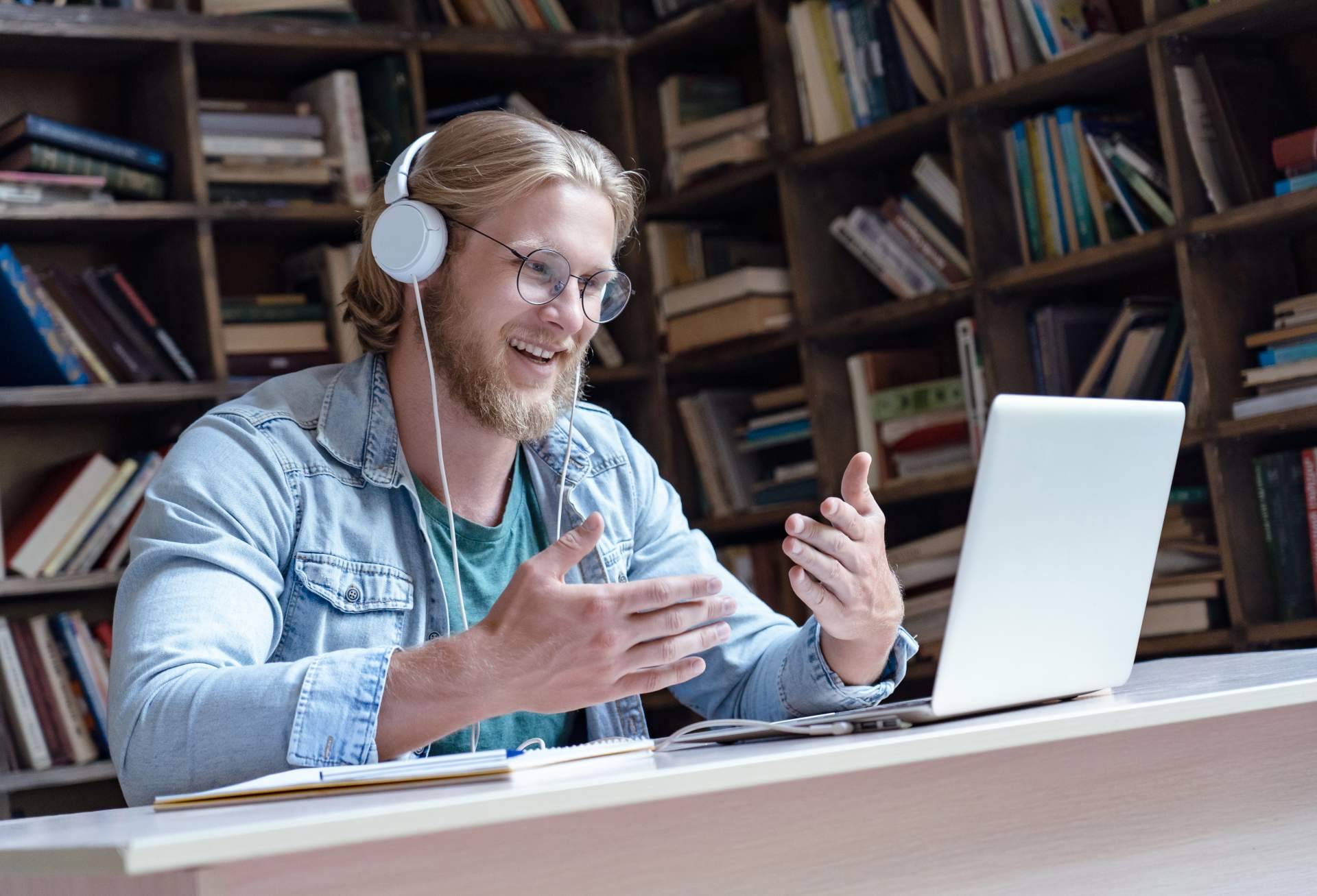La academia Learn Hot English ayuda a las empresas a adaptarse en el mercado actualizado actual