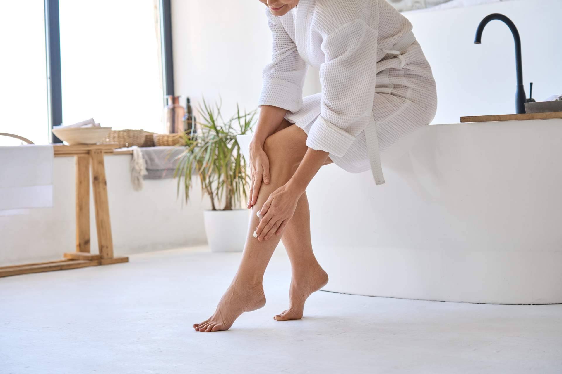 Para mejorar la circulación y eliminar la celulitis, se recomiendan los productos de Herbetom