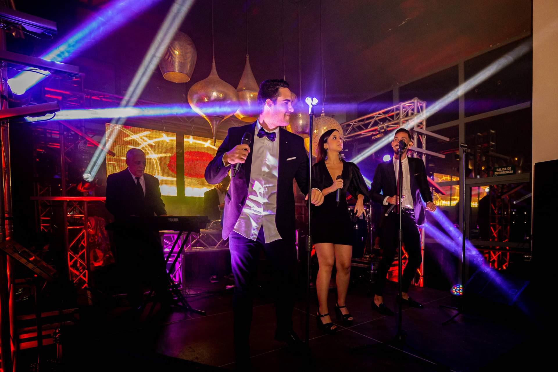 Odysea, la orquesta musical que ofrece servicio para fiestas de pueblo en España