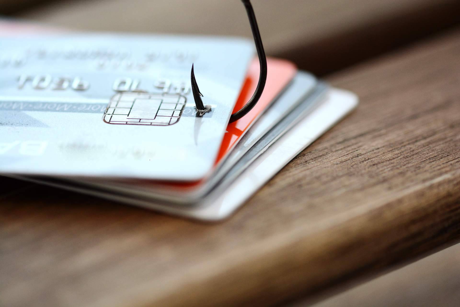 Los bancos están obligados a custodiar los fondos de sus clientes para evitar las estafas por phishing