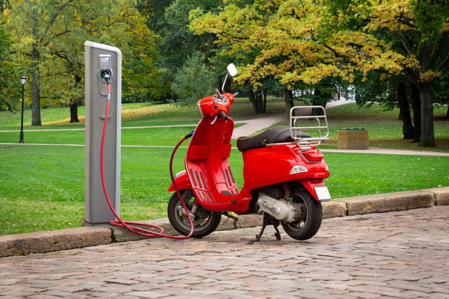 Emotobike ofrece una amplia variedad de motos eléctricas