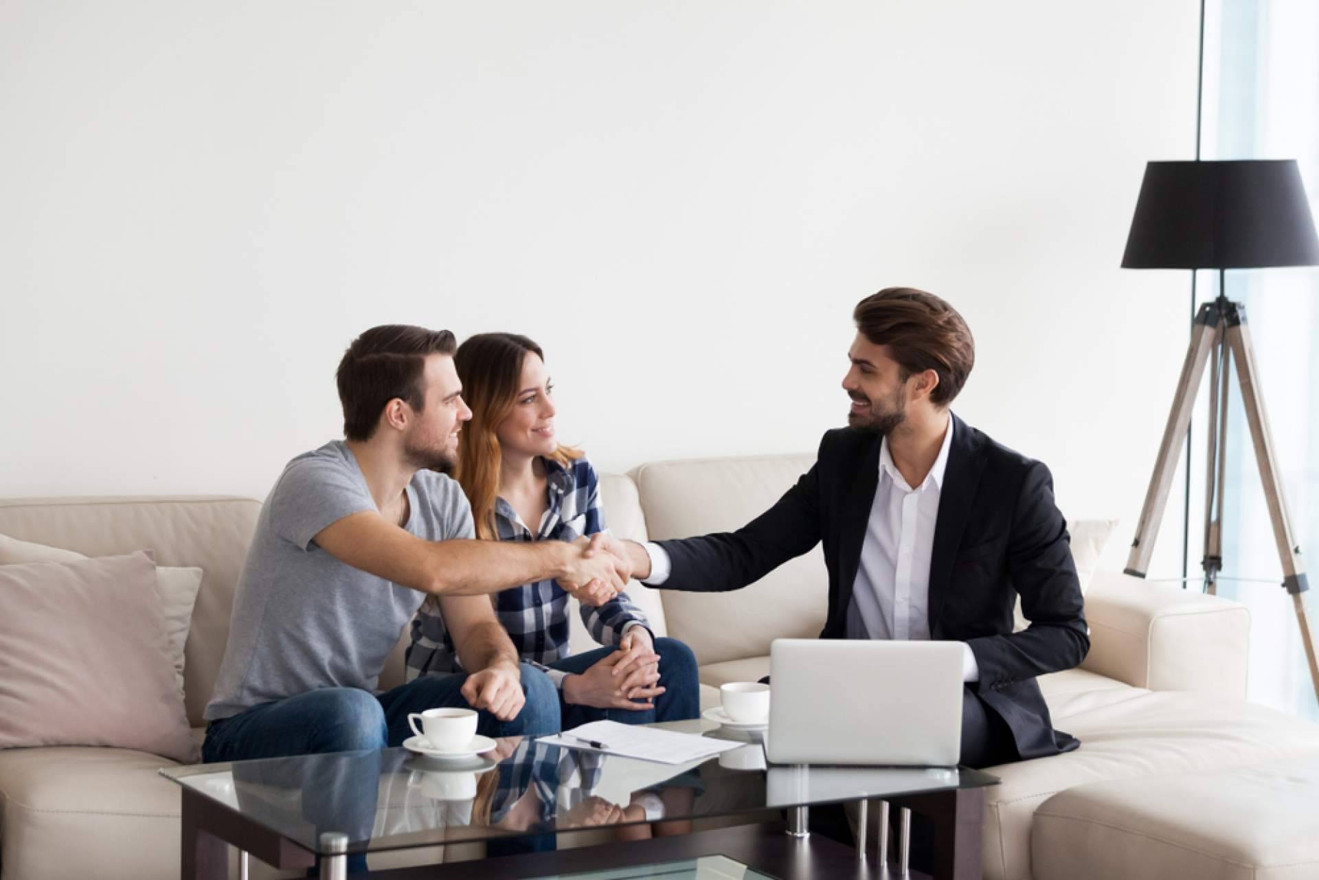Las 7 preguntas antes de vender un piso en Málaga, con D&A Inmobiliaria