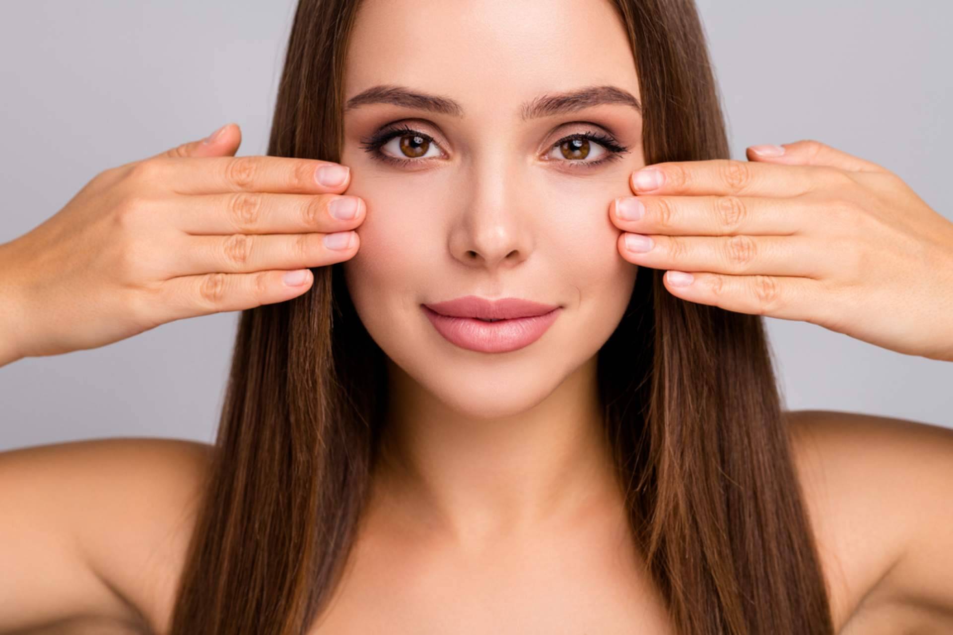 Combatir los signos de la edad con el lifting facial de A2Clínic