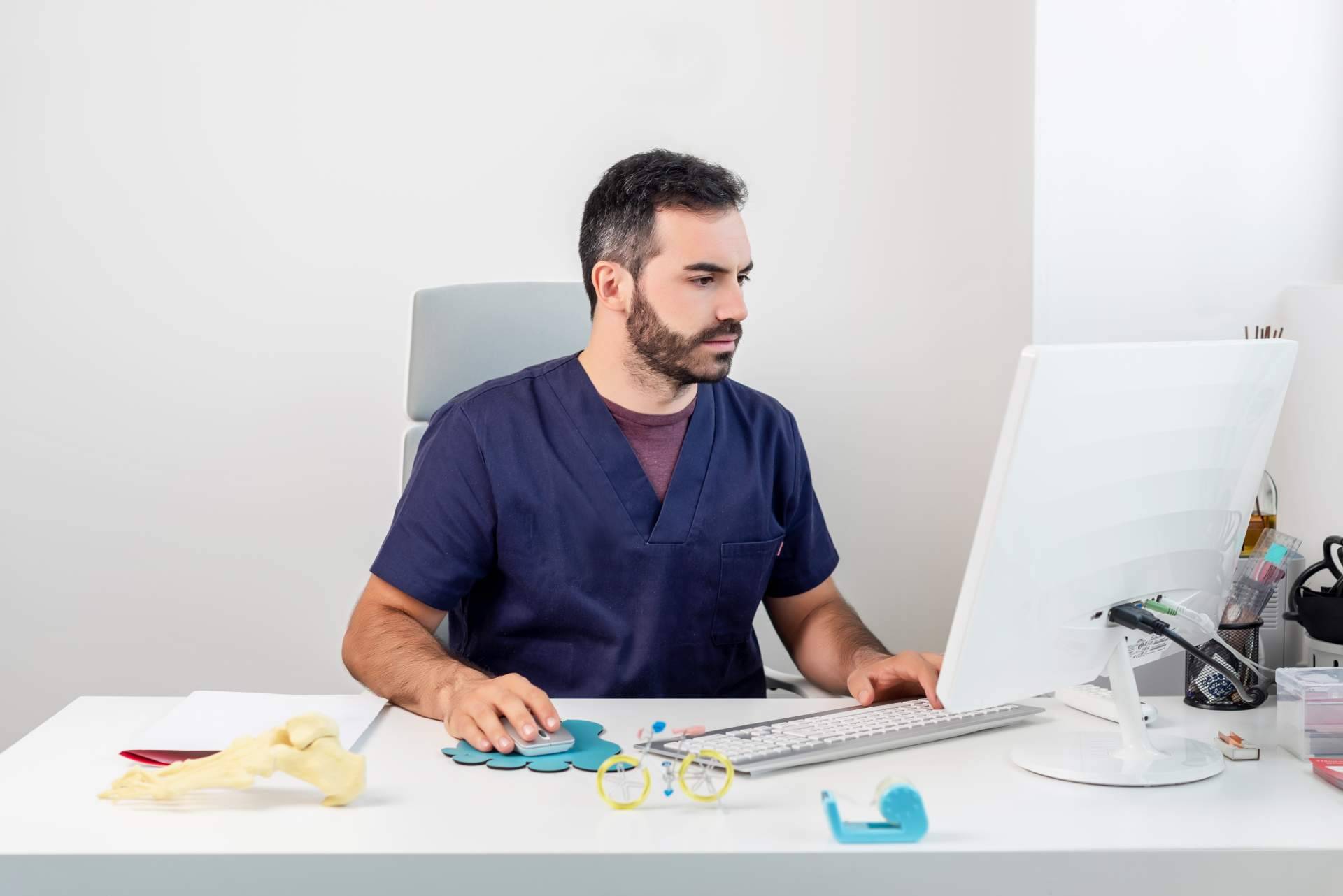 Facilitar la interacción y optimización de la atención primaria y especializada a través de Idonia