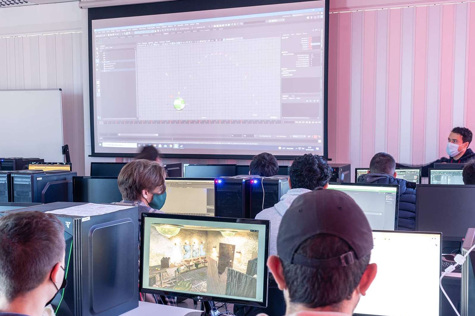 Estudiar Diseño y Desarrollo de Videojuegos en ESI Murcia