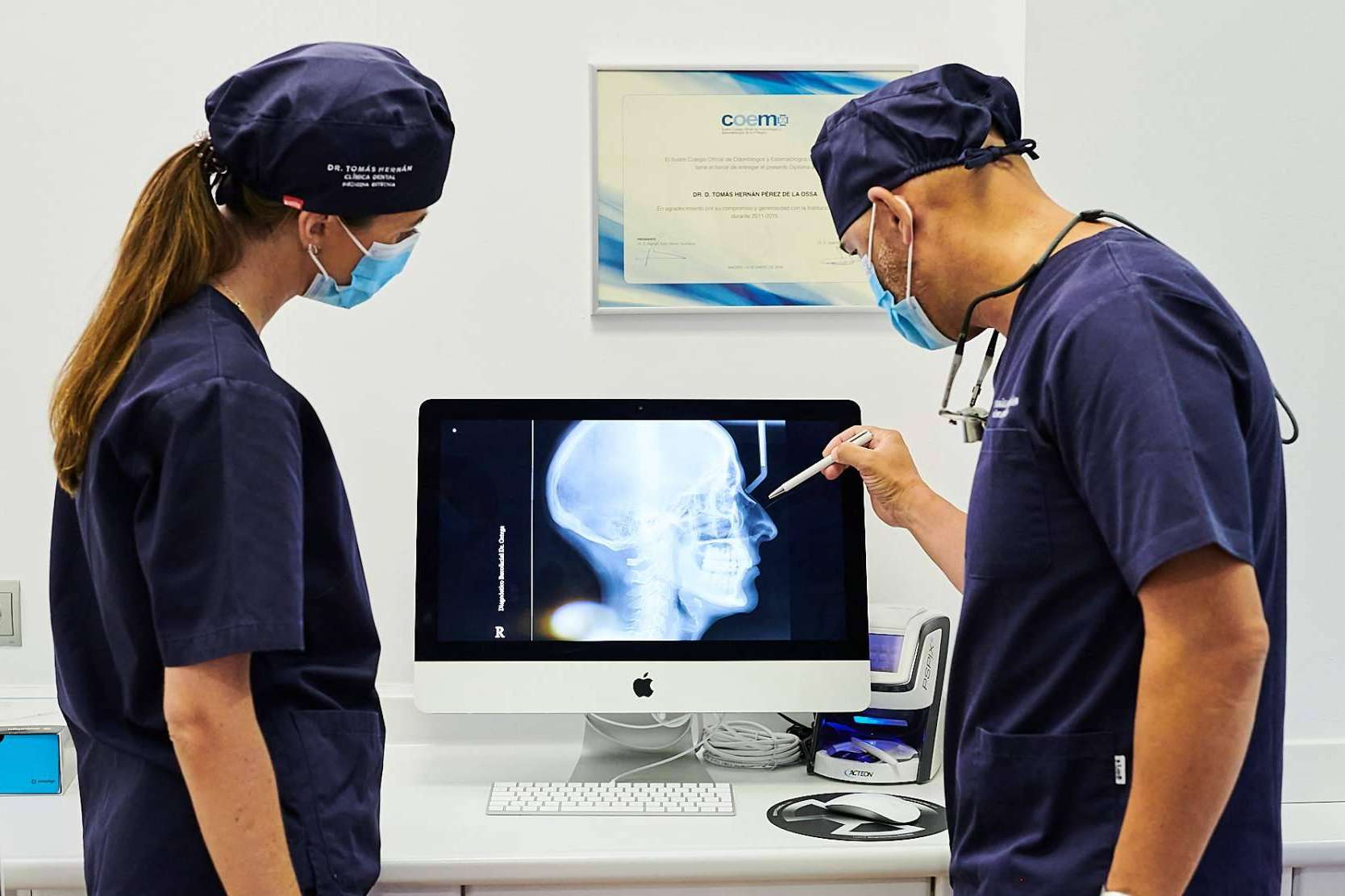 Clínica Dental Dr. Tomás Hernán es un referente en implantes dentales