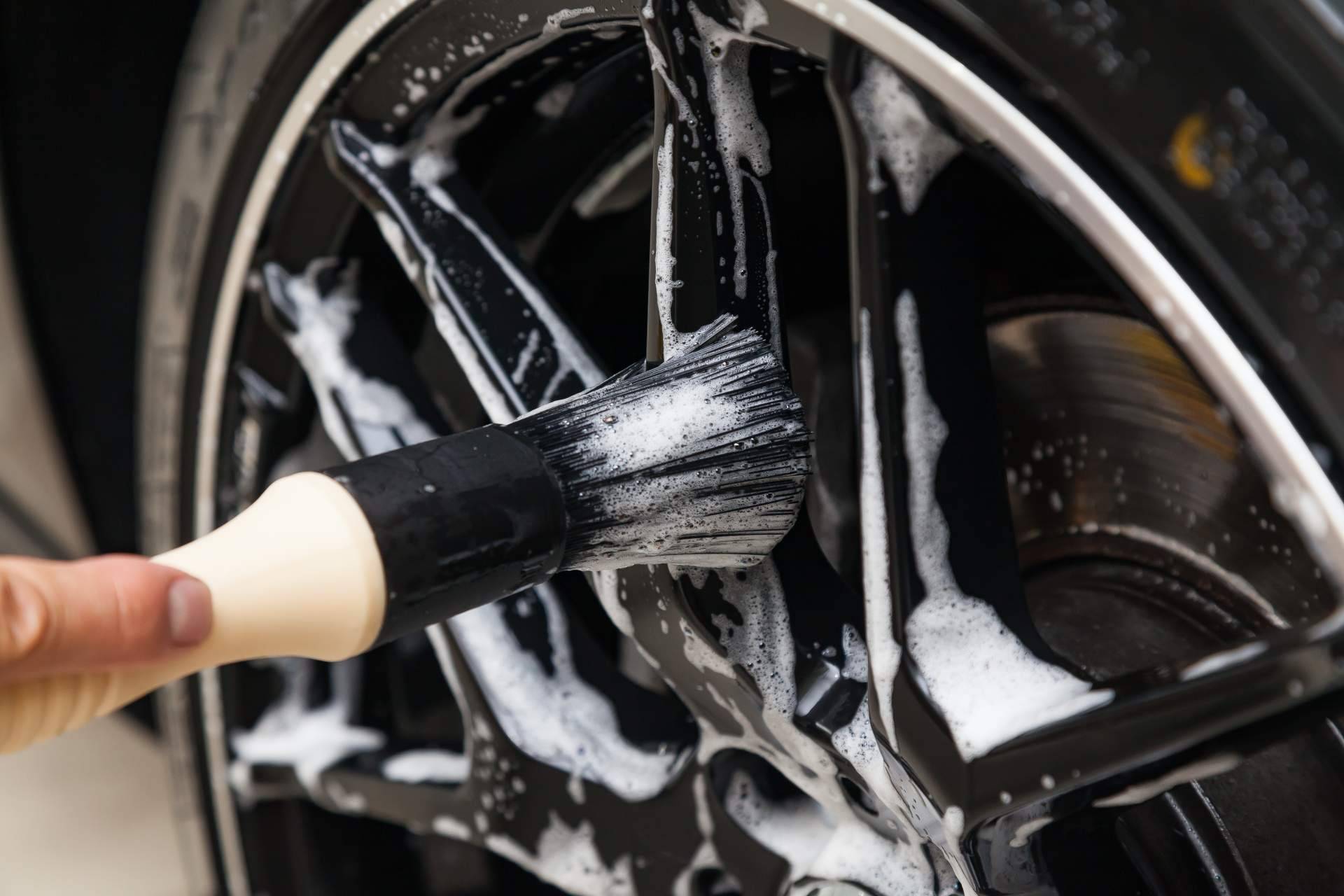El detailing, una de las técnicas más eficientes en la limpieza de coches y los principales aspectos que se deben conocer