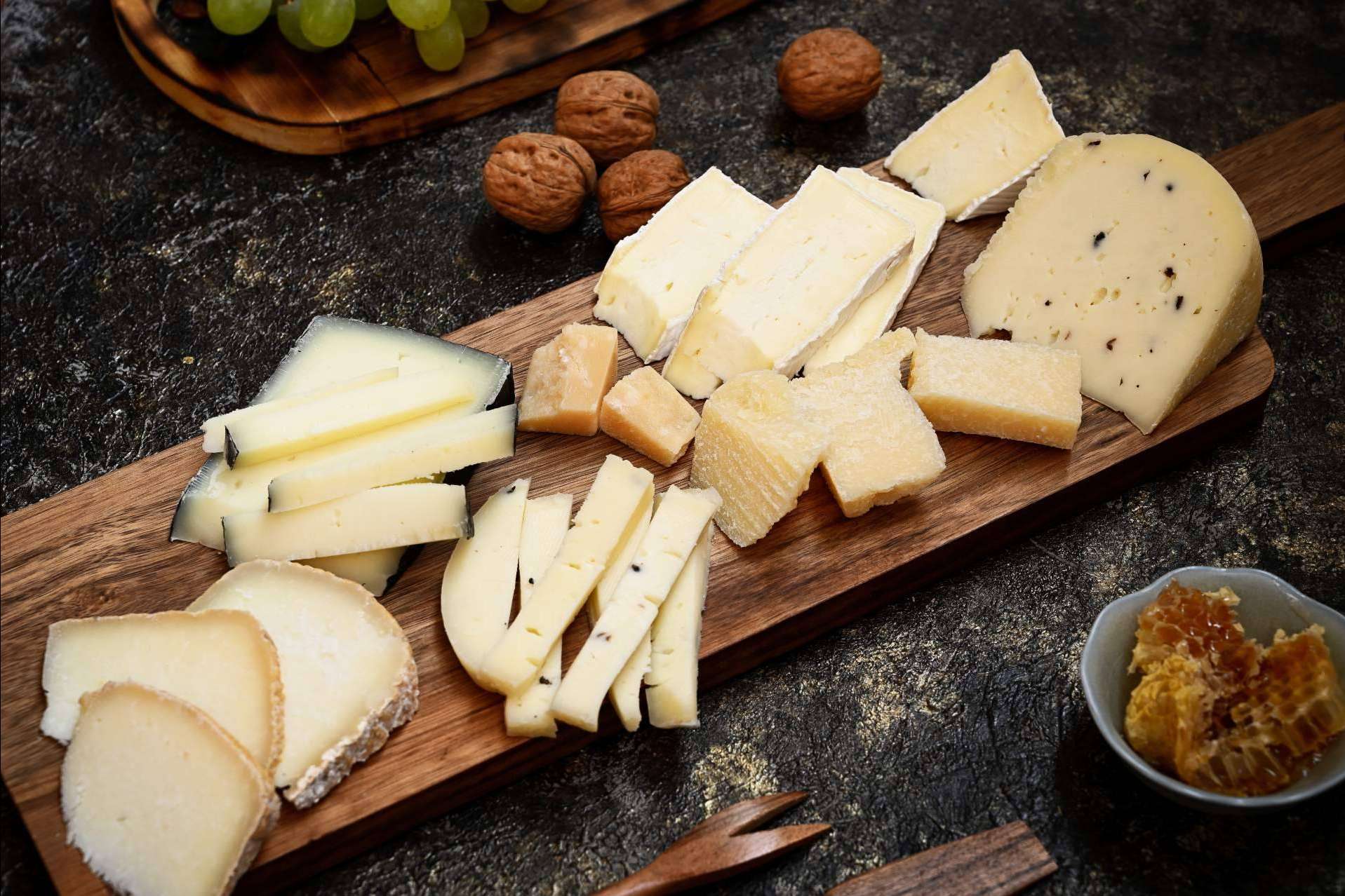 La tabla de quesos y embutidos de Bon León para sorprender a los invitados