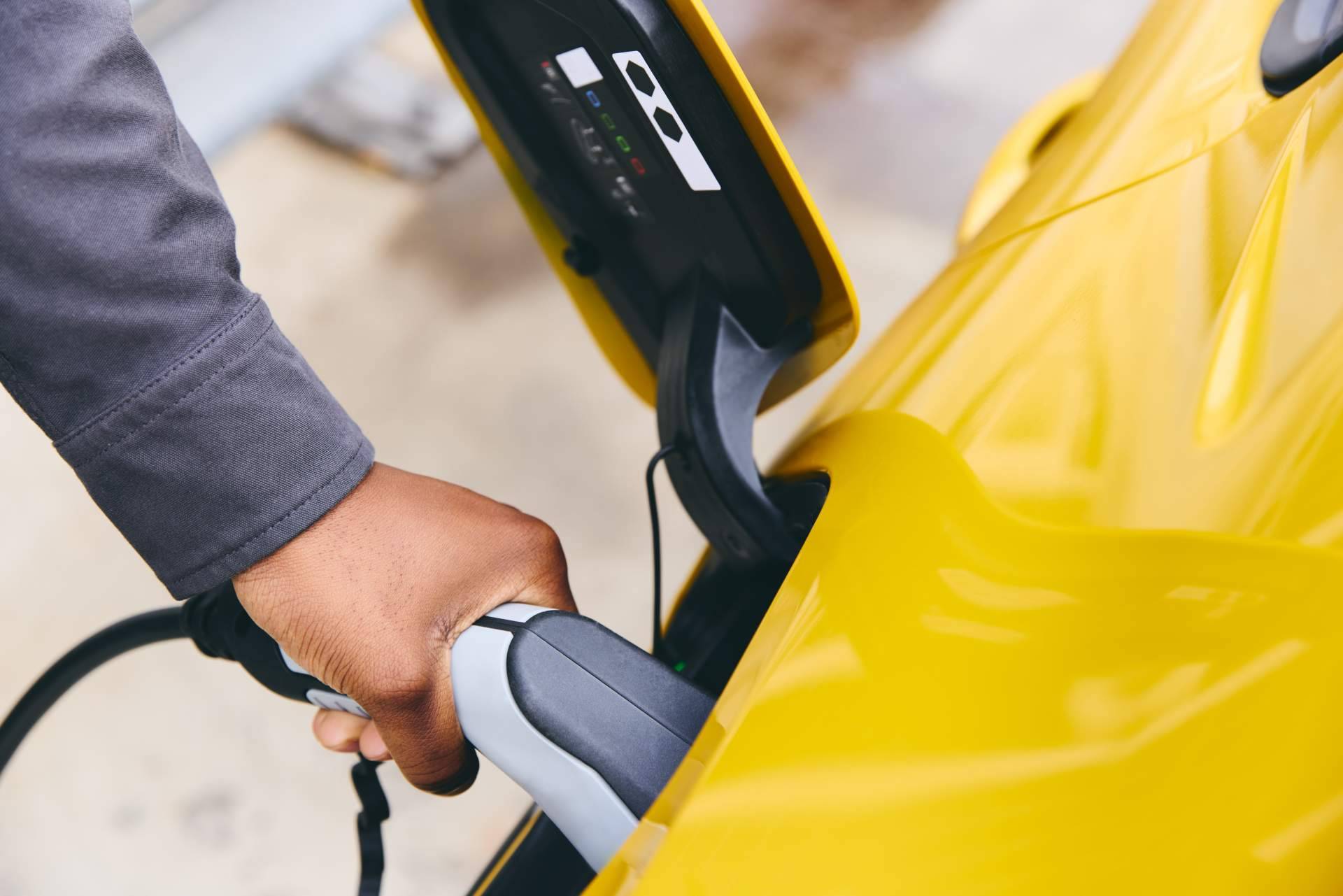 La adaptación de Atlántica Garantía S.A. en el mercado de vehículos eléctricos de segunda mano