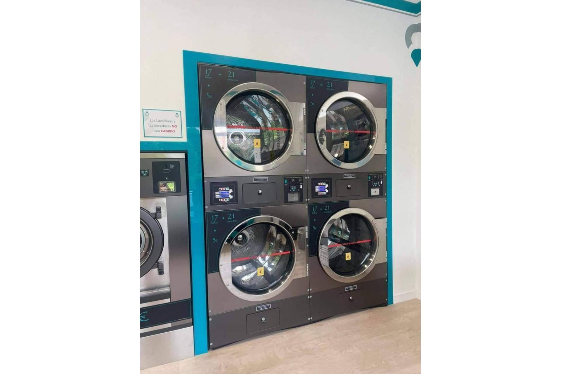 Waterproof y los beneficios de utilizar lavanderías de autoservicio