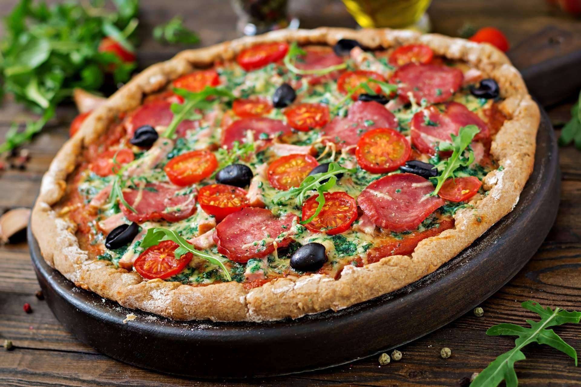 El rico sabor de las pizzas saludables y proteicas disponibles en Diet Premium